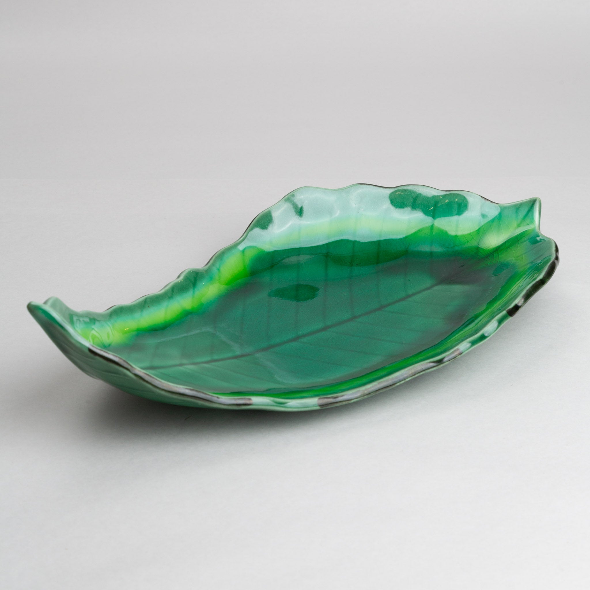 111-0492 Green leaf plate