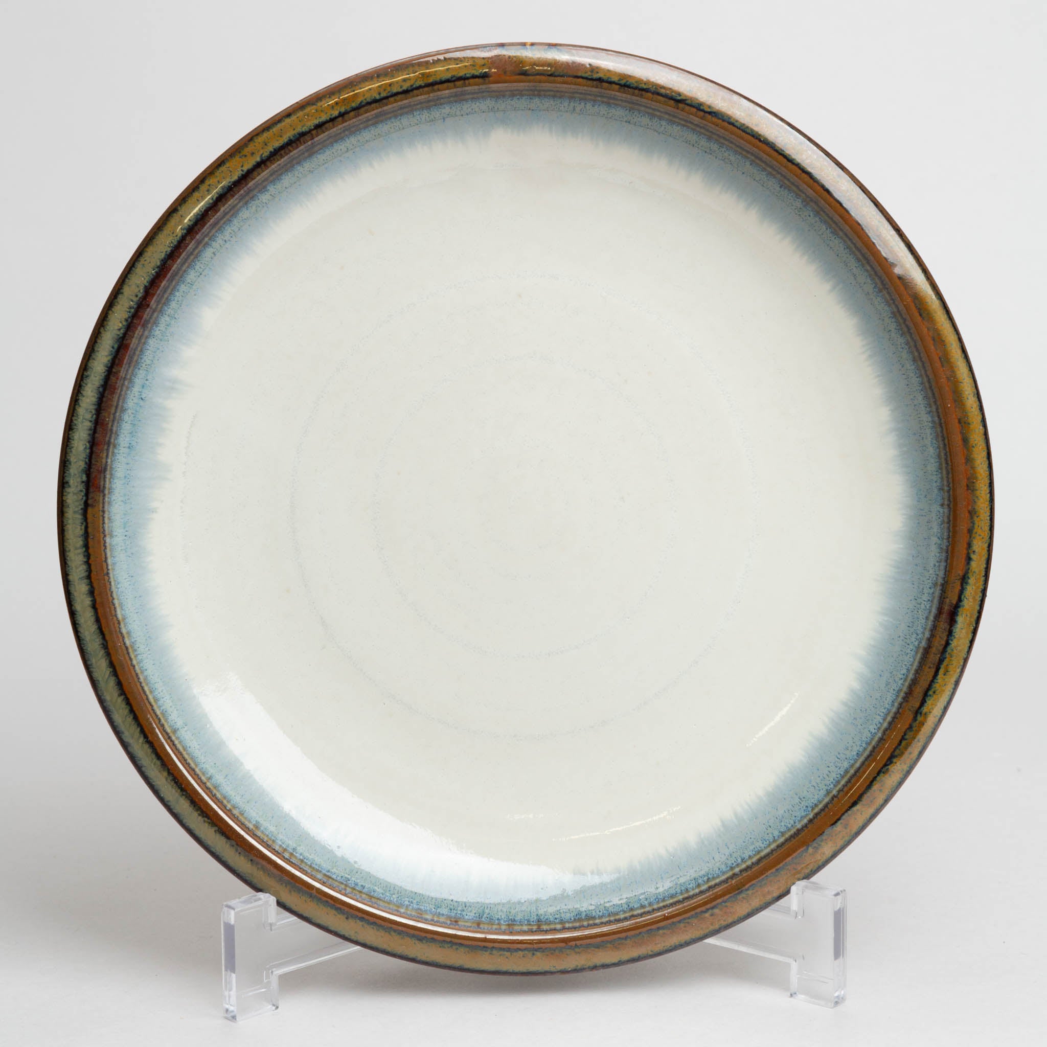 128-5826 White dinner plate with blue edge