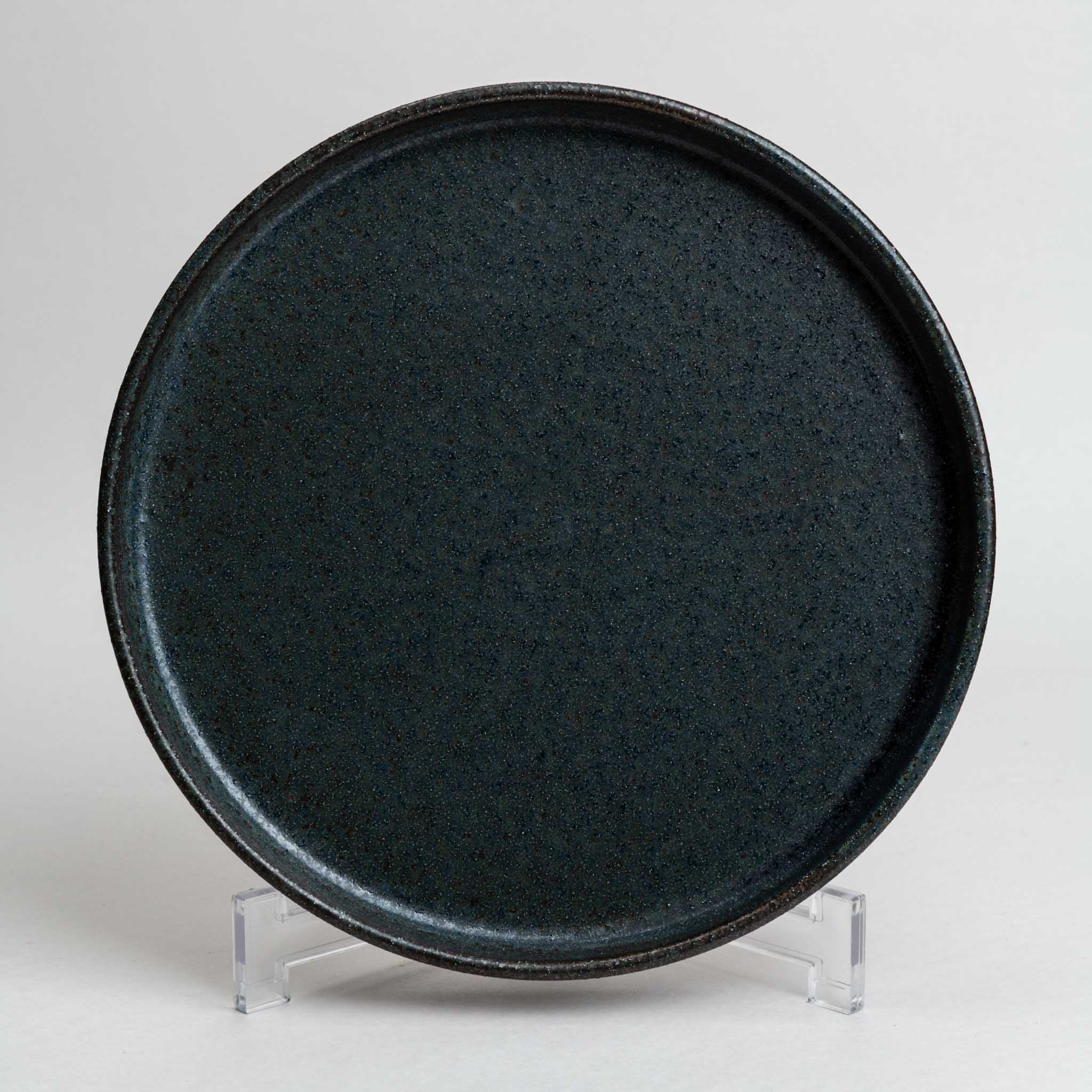 131-0197 Urumi flat mid plate with rim 23cm