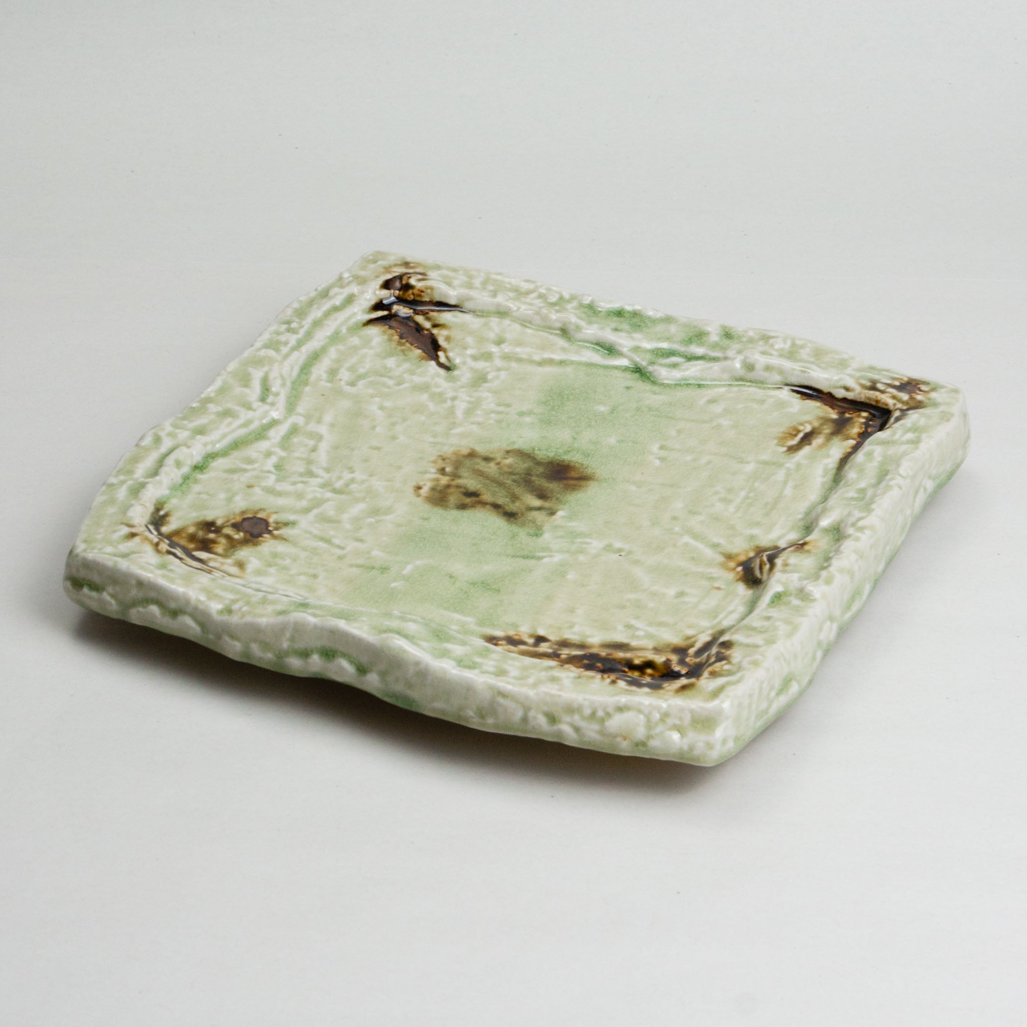 131-0432 Green sq. thick plate