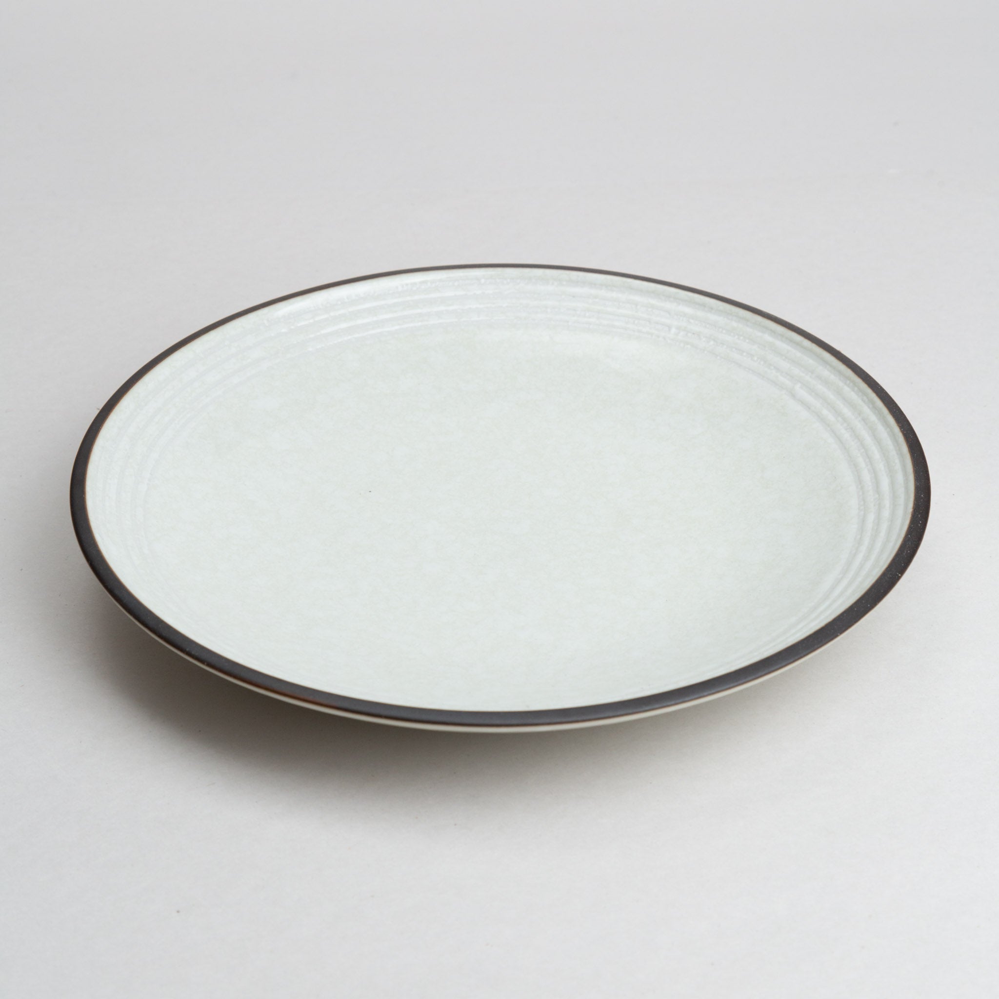 138-2306 Hime Kobiki round plate 23cm