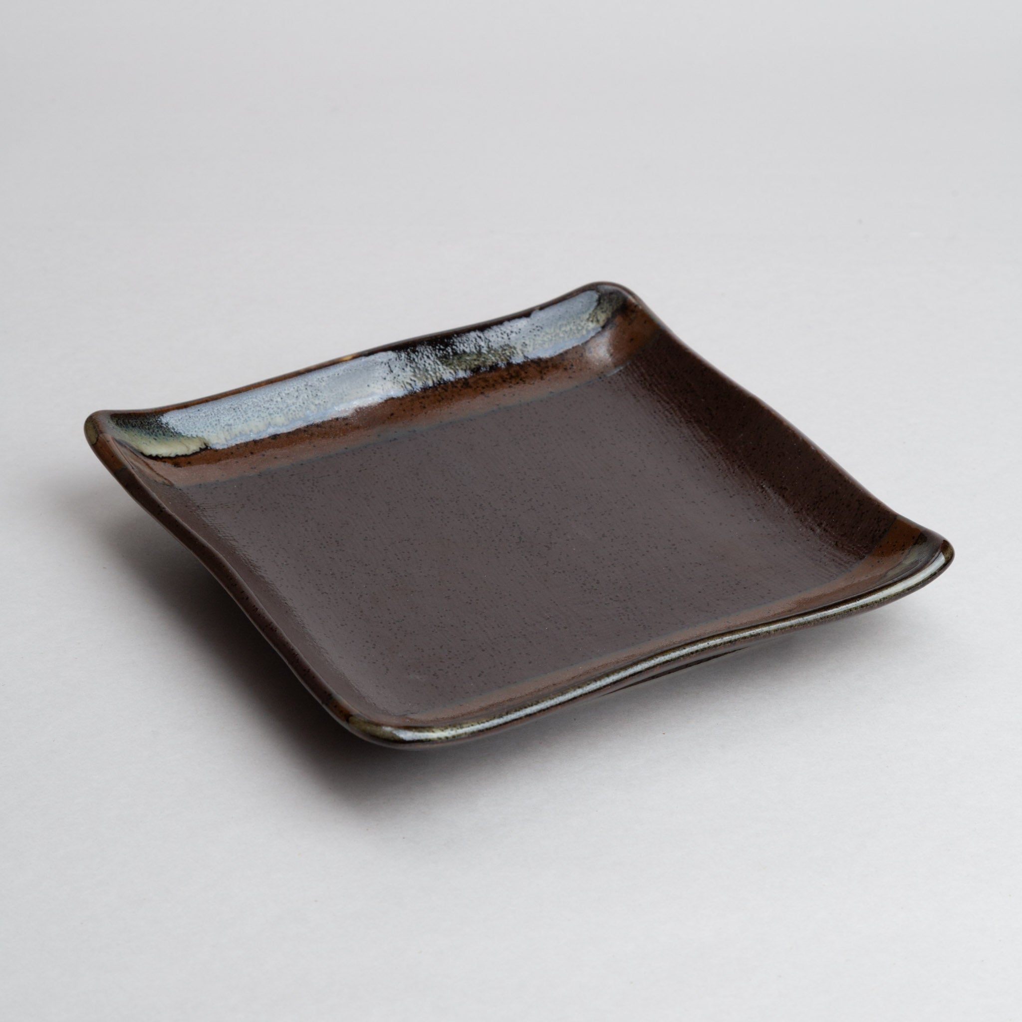 138-3530 Grey & brown sq. plate