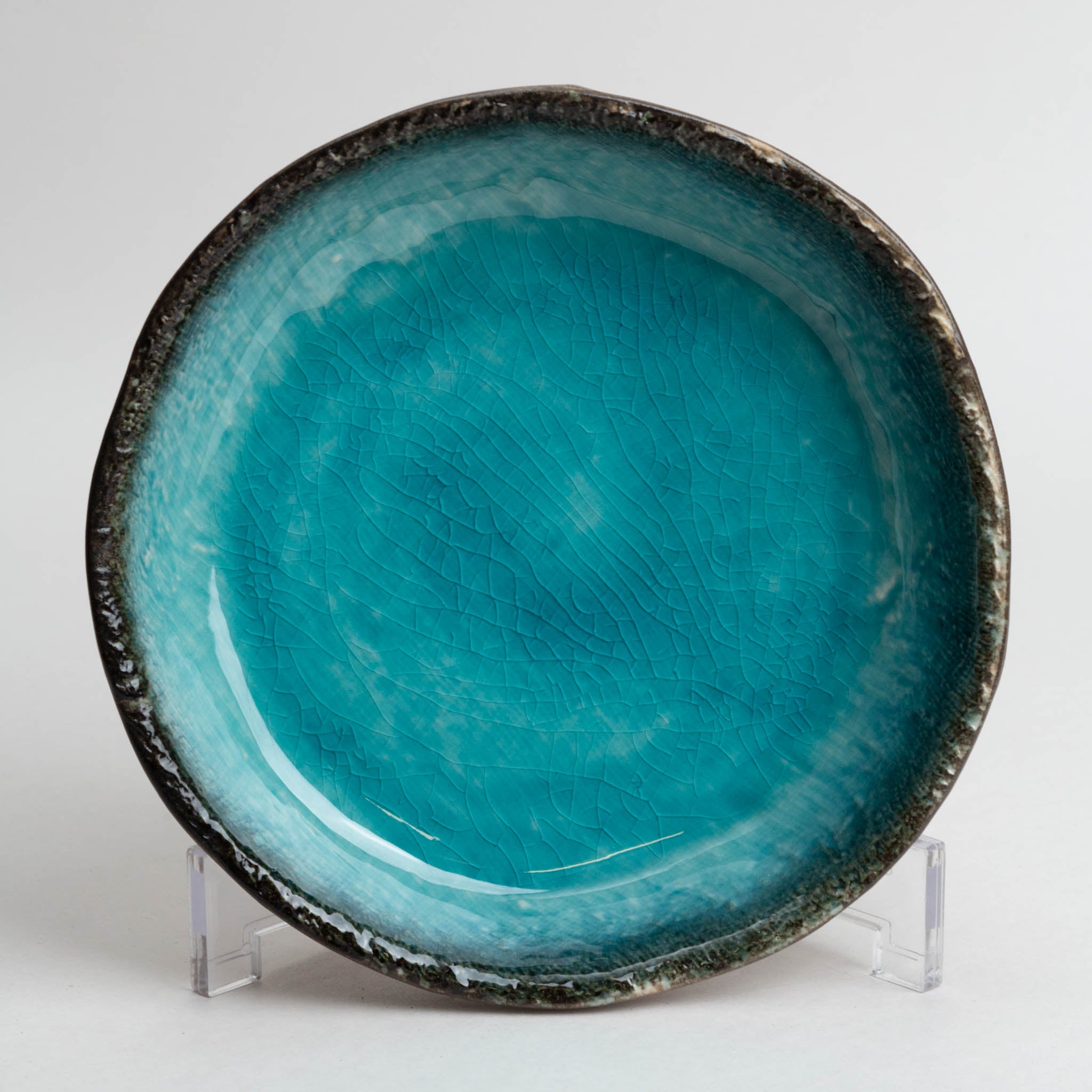 138-5235 Blue crackle-glaze round plate 19cm