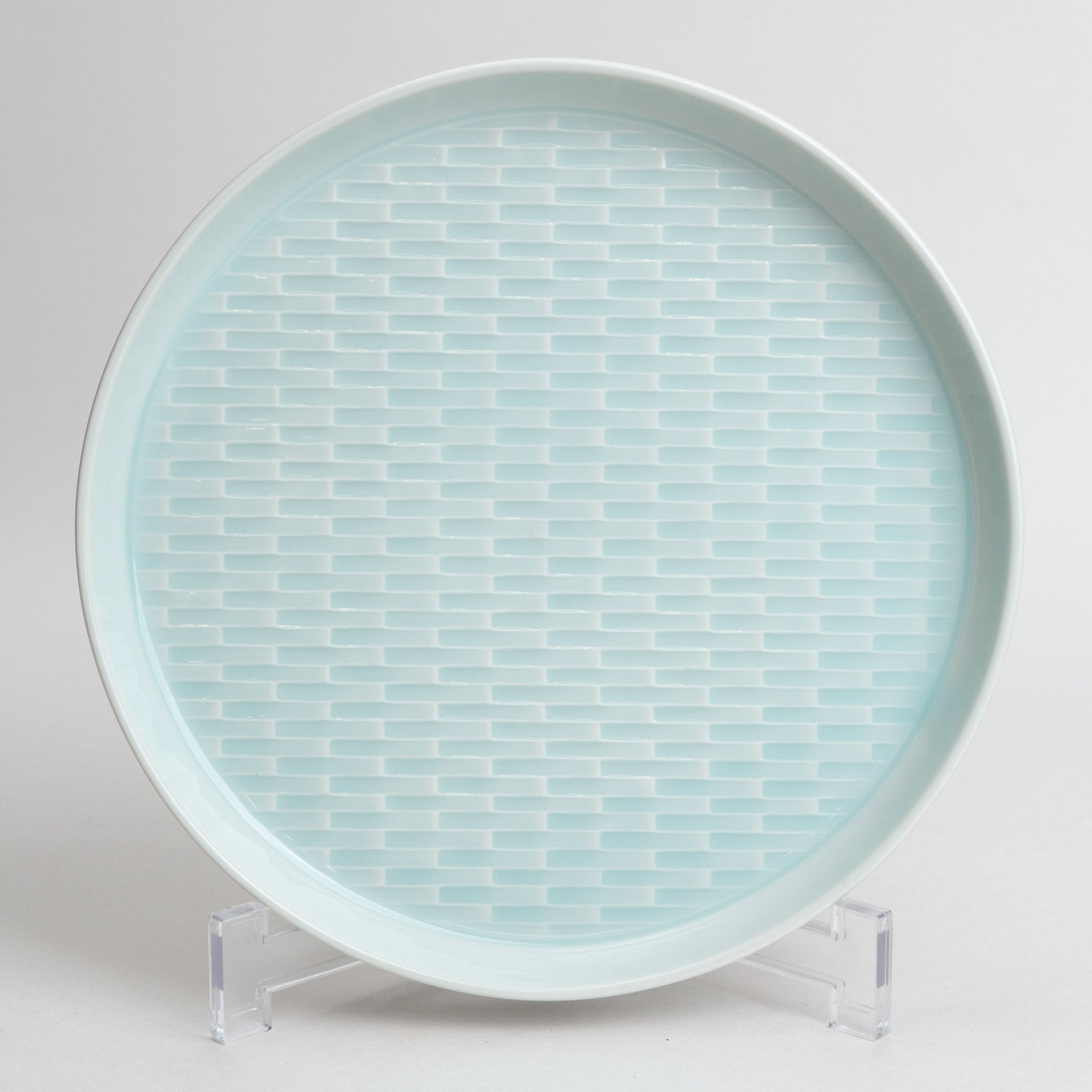 138-5779 Pale blue basket patterned mid plate with rim