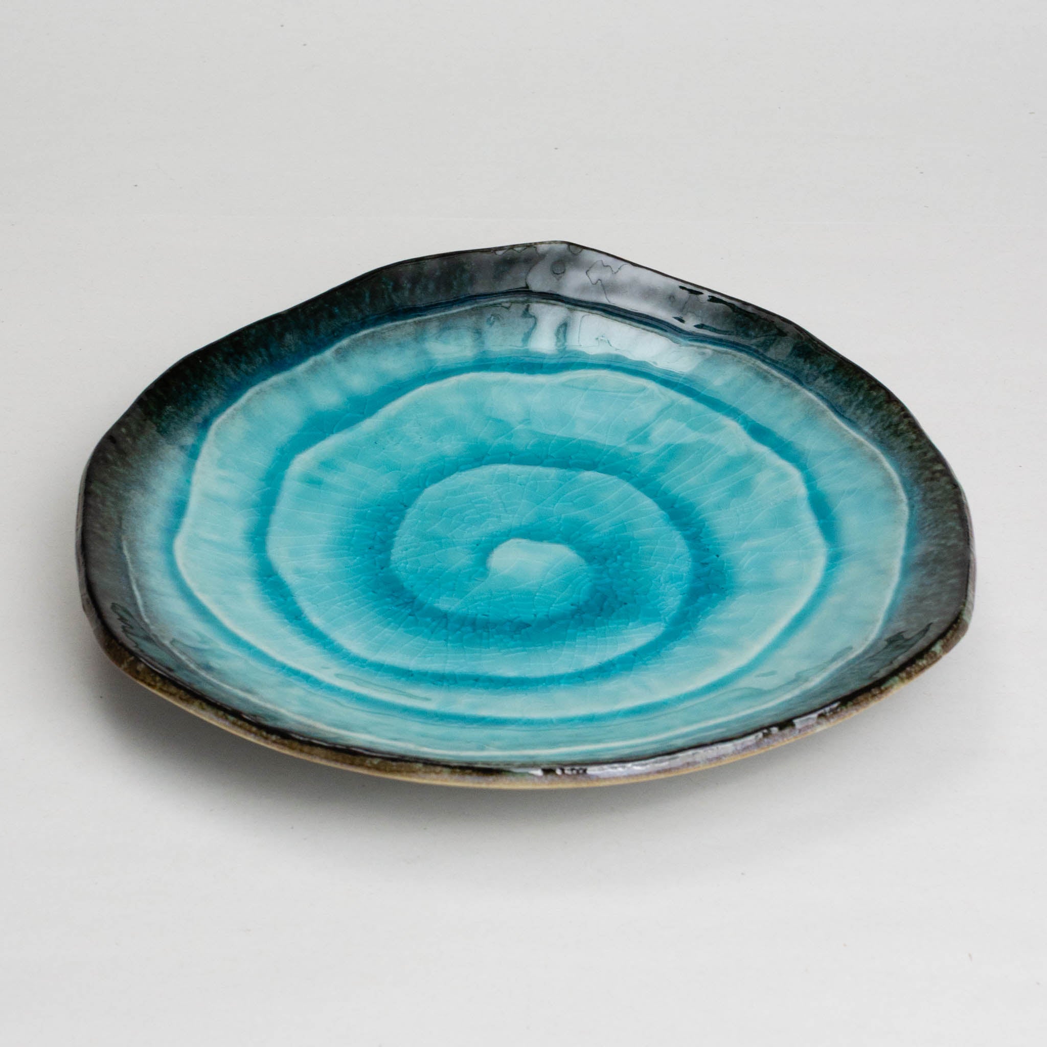 138-6023 Blue crackle-glaze triangle plate 19cm