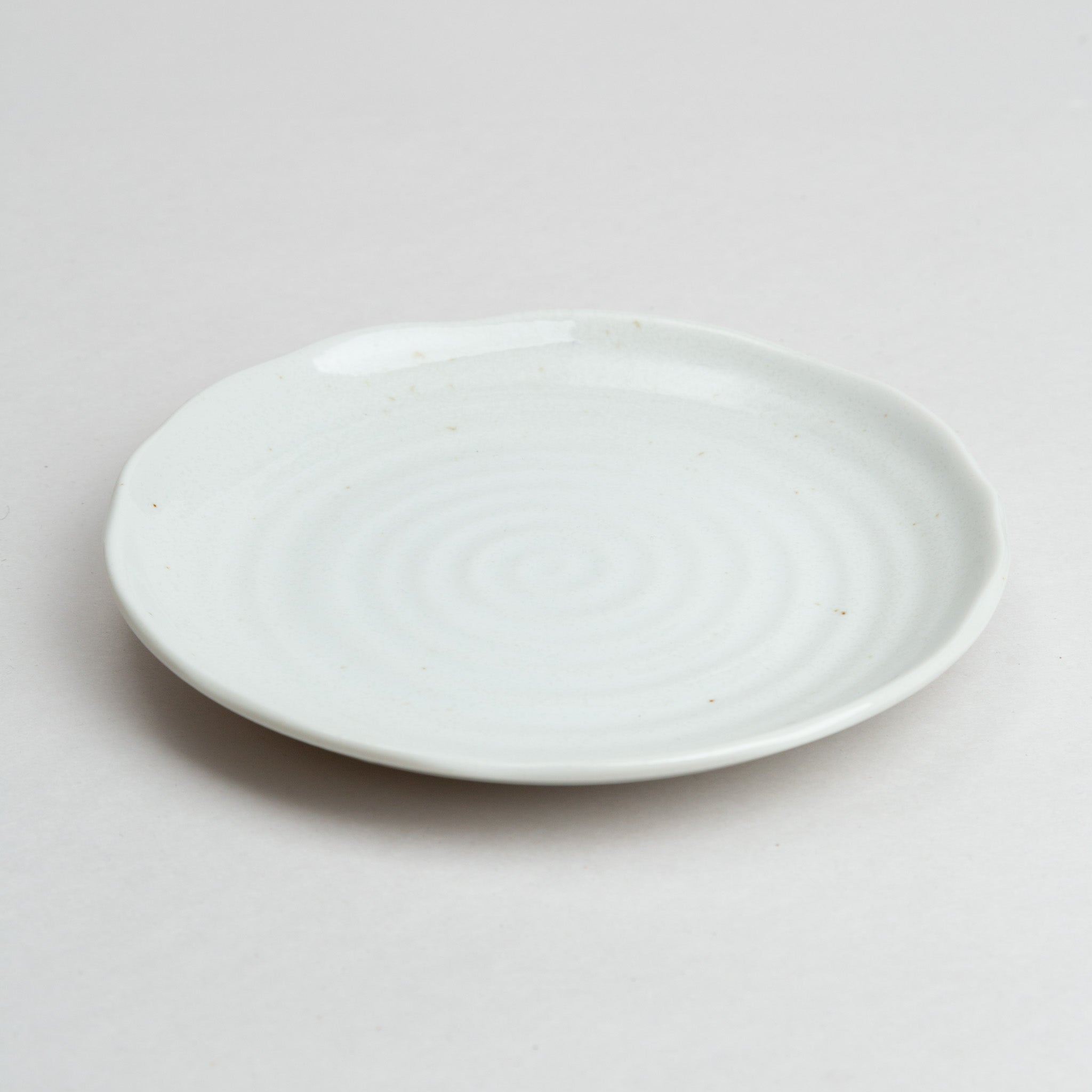 148-4030 White side plate 16cm