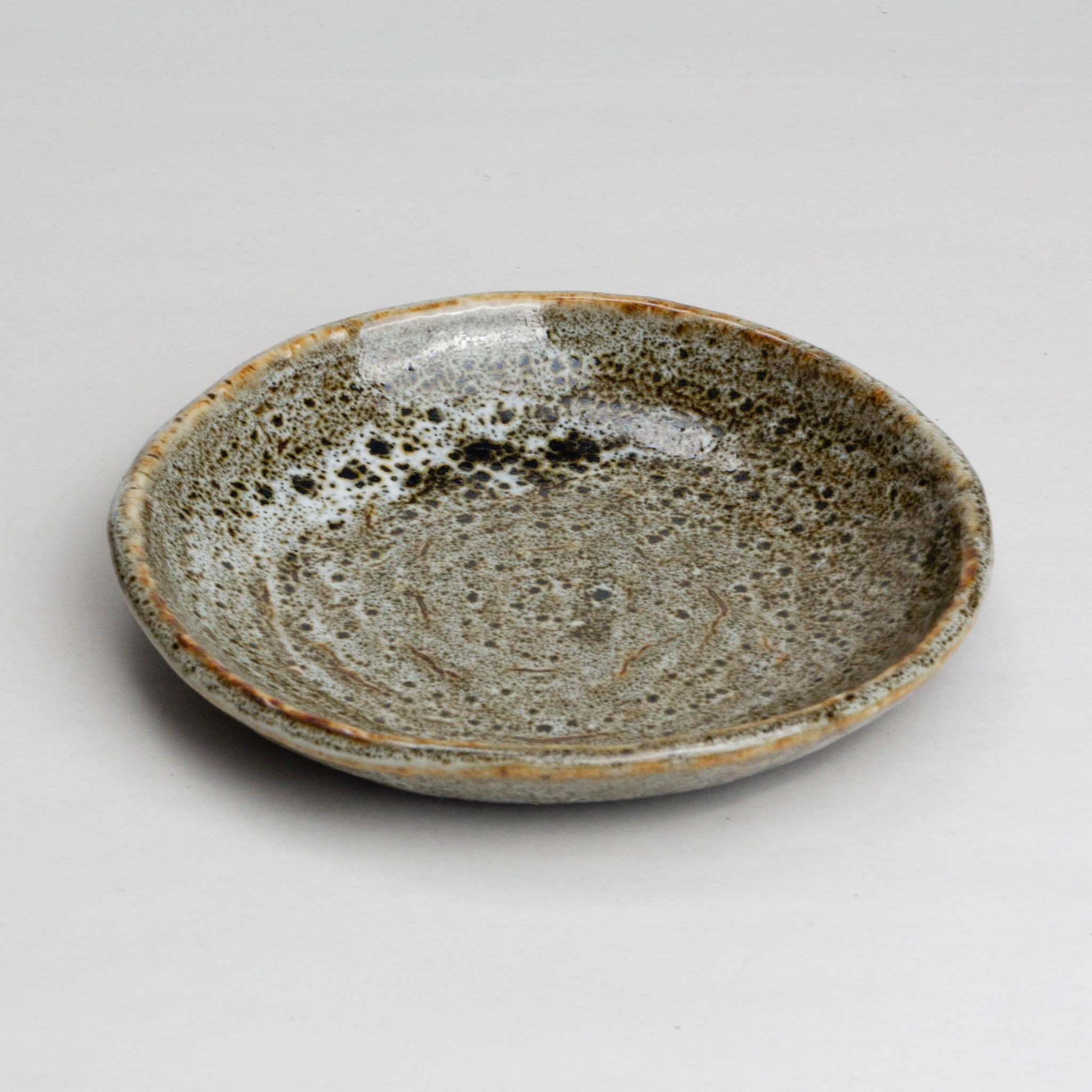 151-0810 Grey Plate 16cm