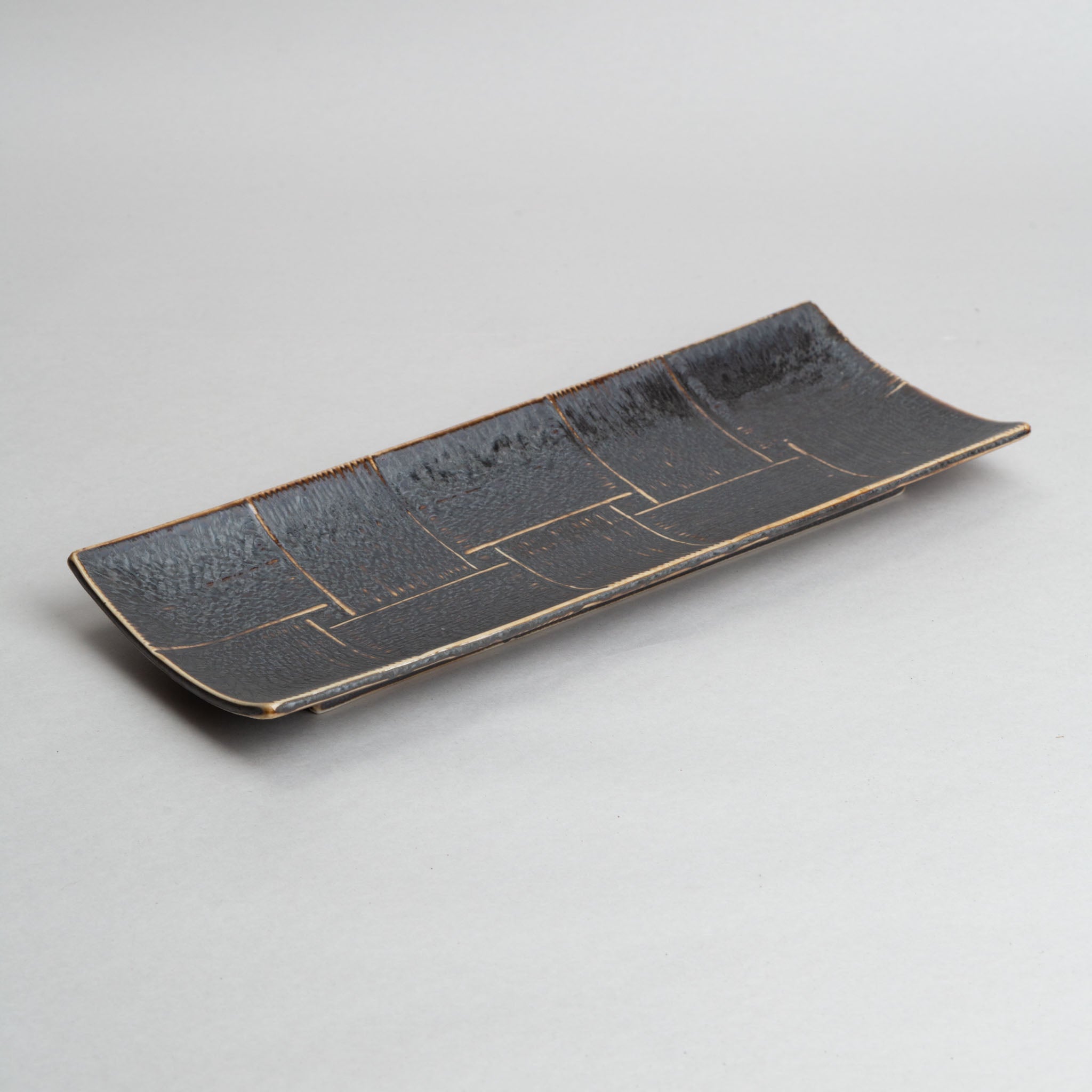 171-0371 Brown basket sanma plate