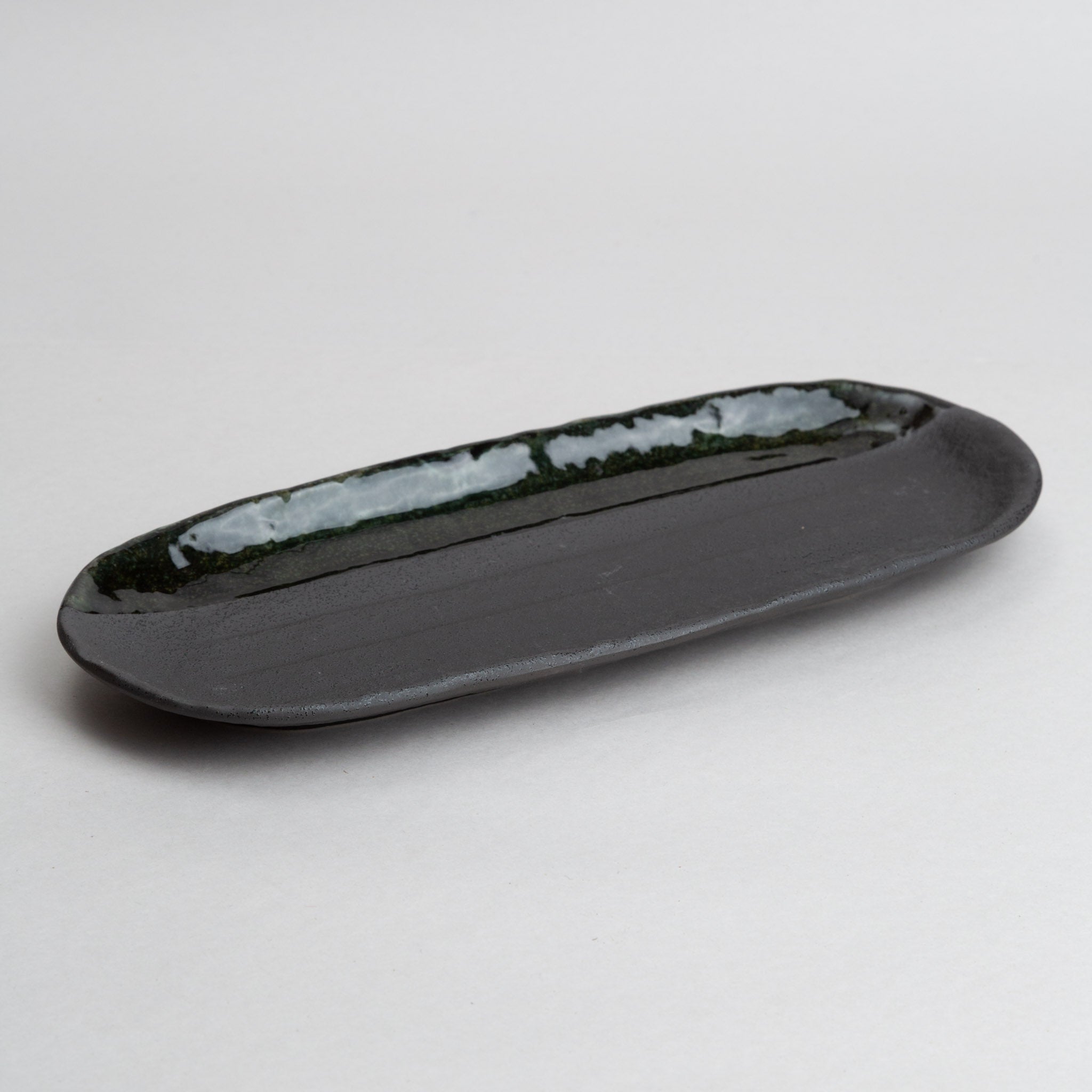 178-2225 Green on black oval sanma plate