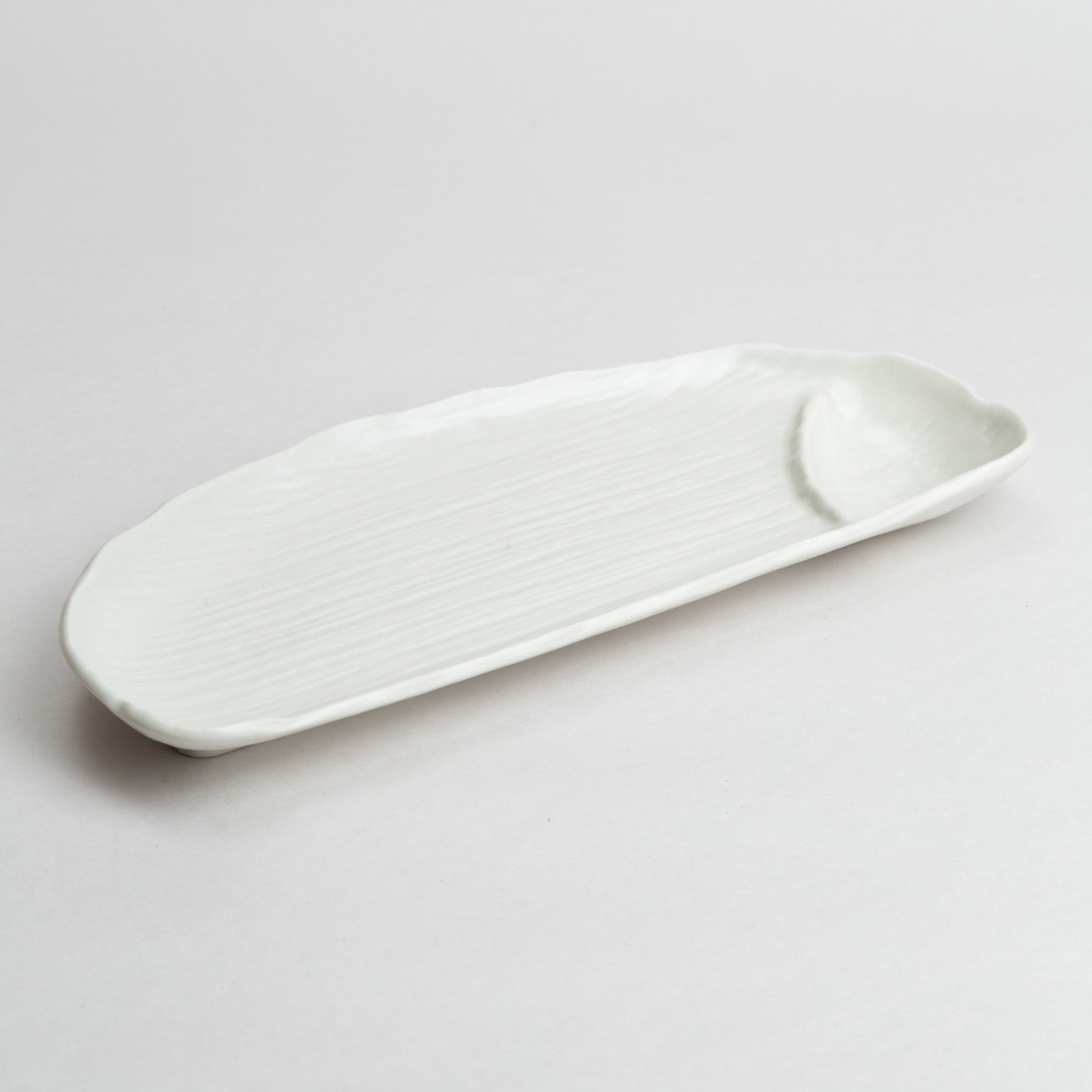 178-3629 Sectioned white oval sanma plate