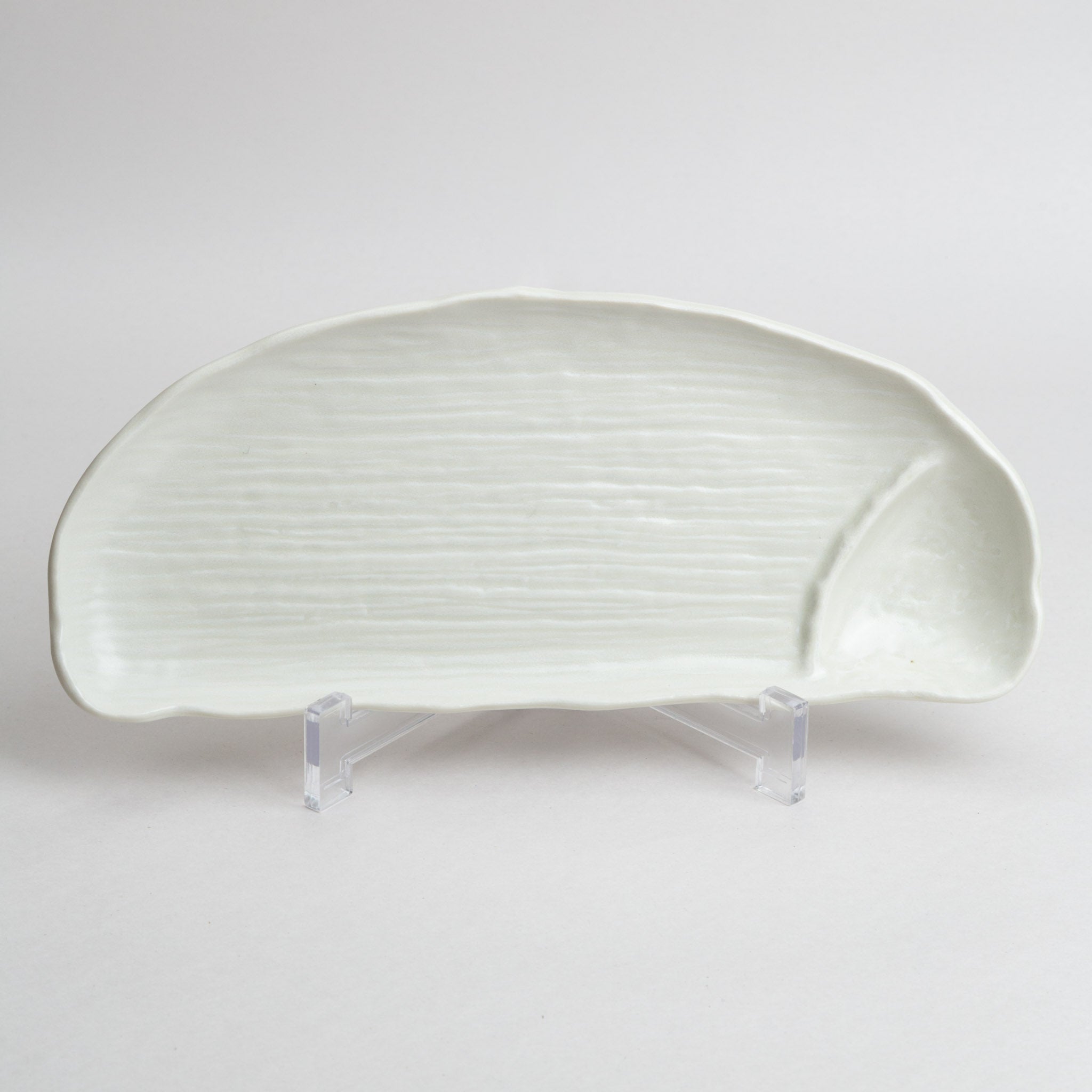 178-3629 Sectioned white oval sanma plate