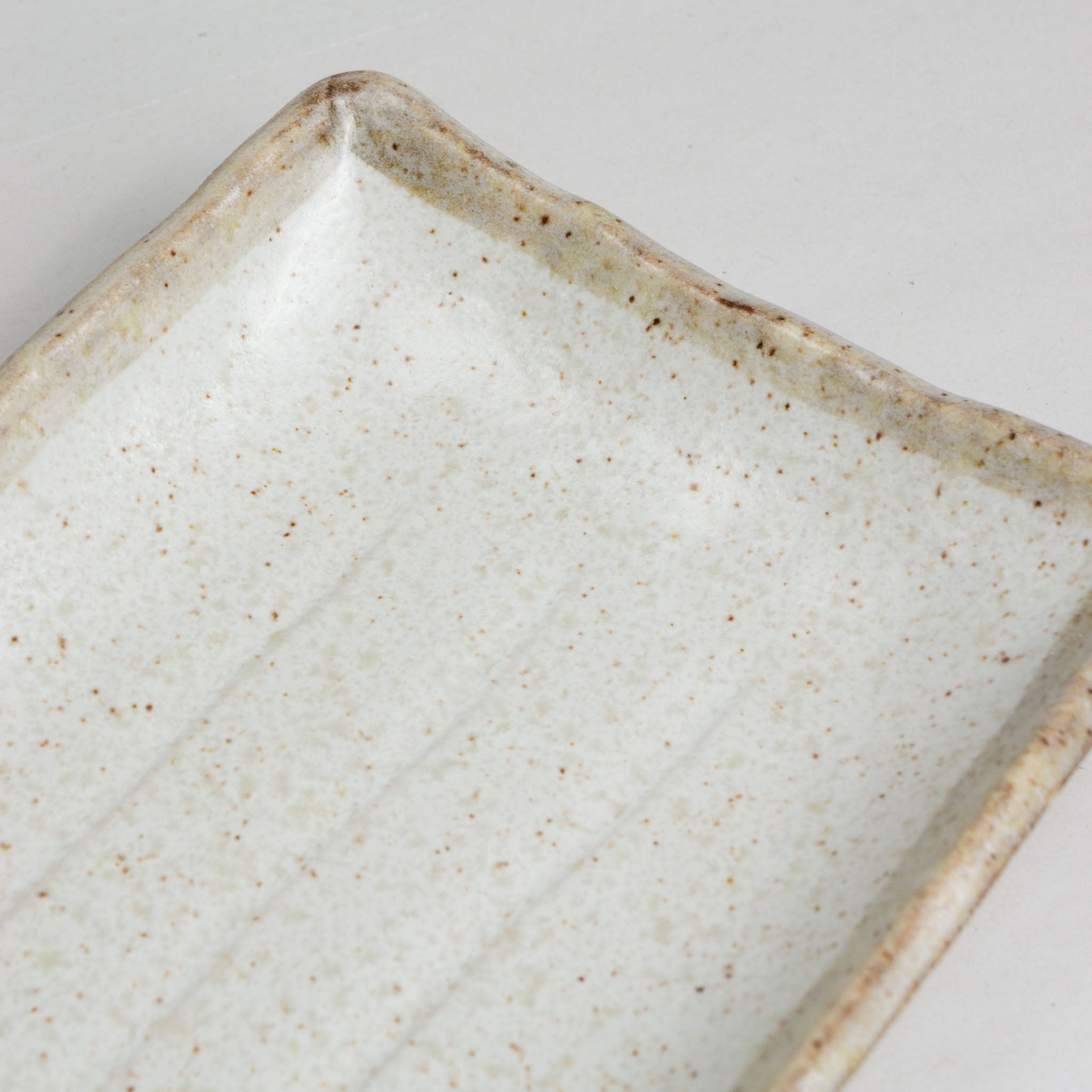178-4392 Karatsu sanma plate