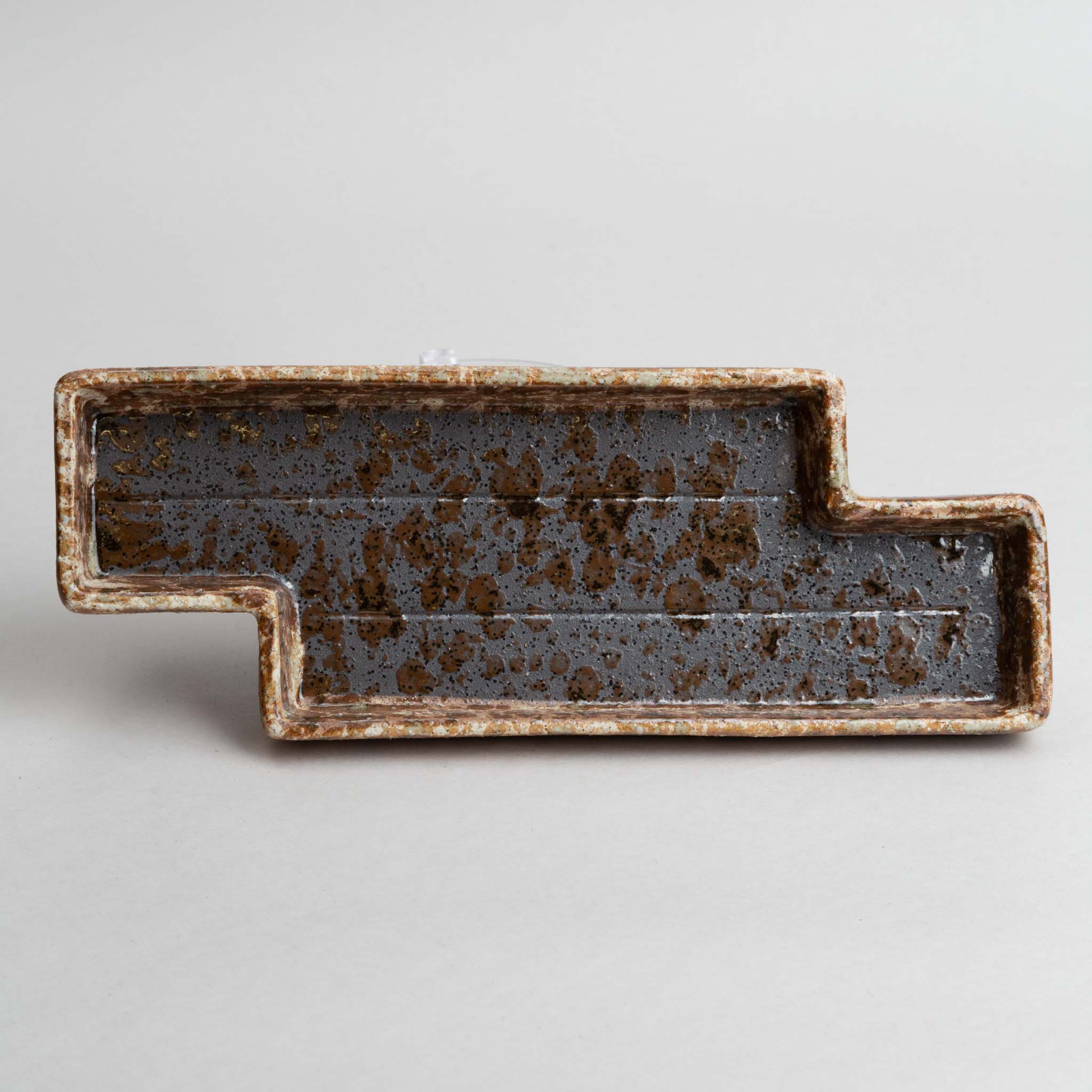188-5701 "Z" brown tsukidashi plate