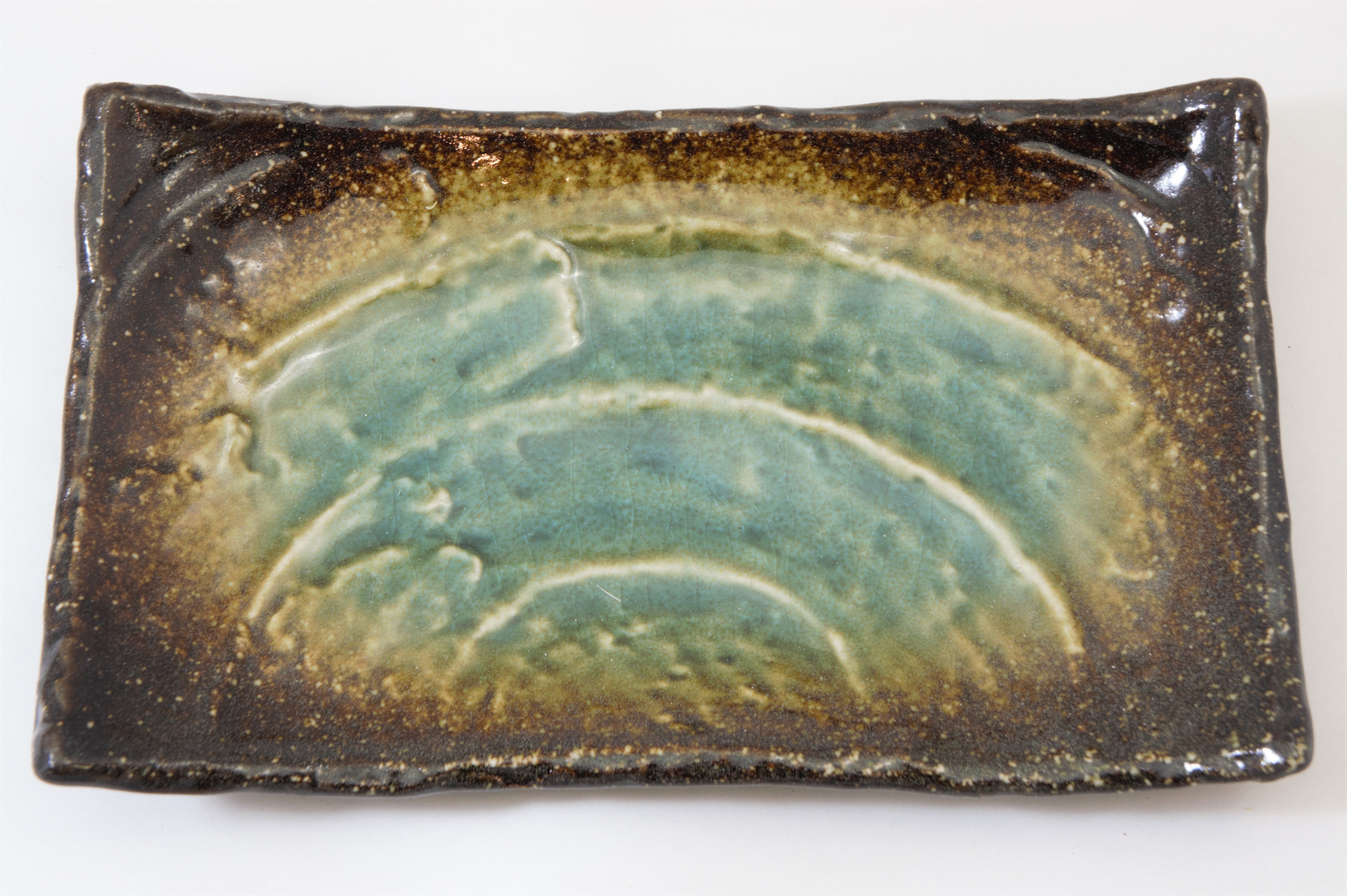 191-0413 Green on black yakimono plate with high edge