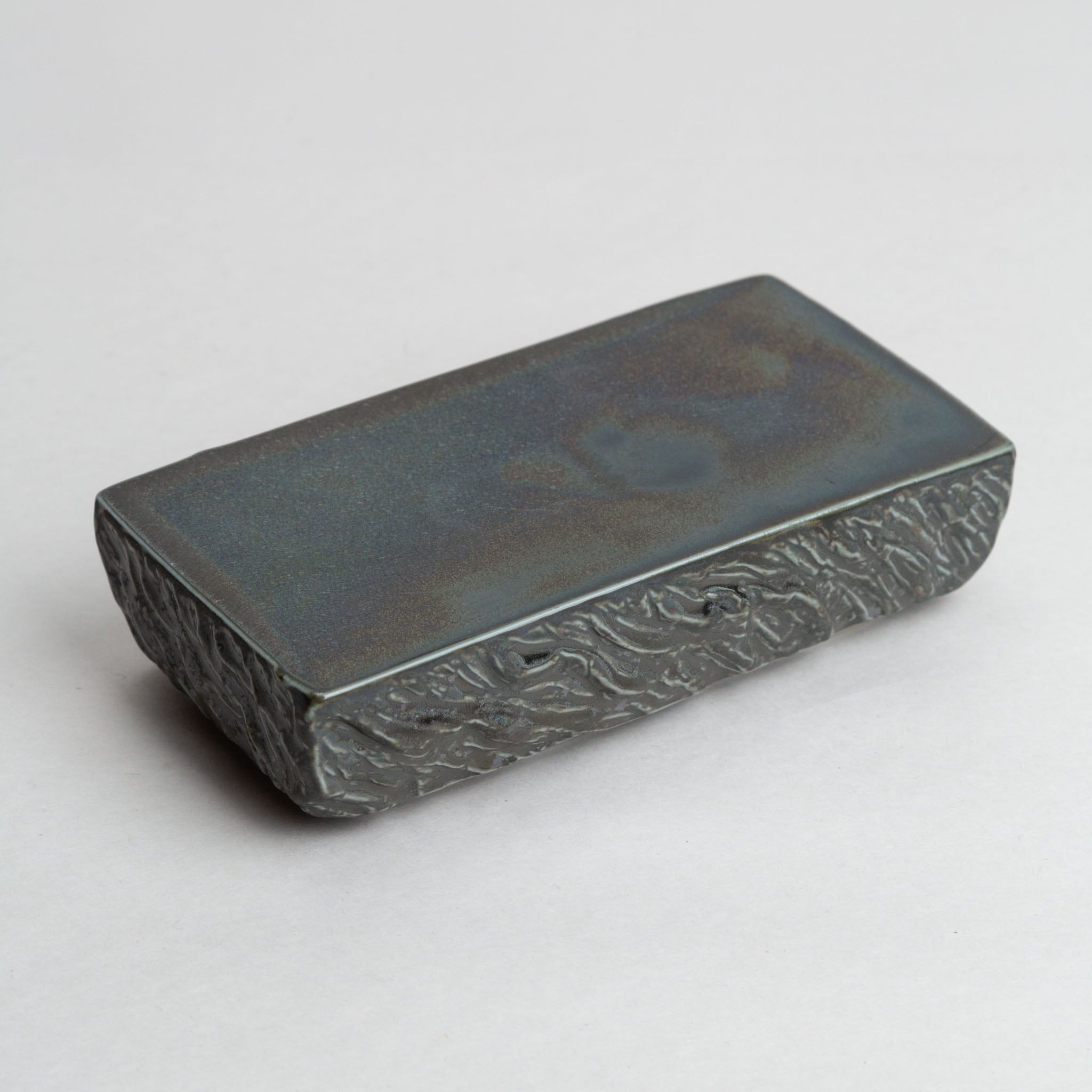 191-0483 Grey high tsukidashi plate