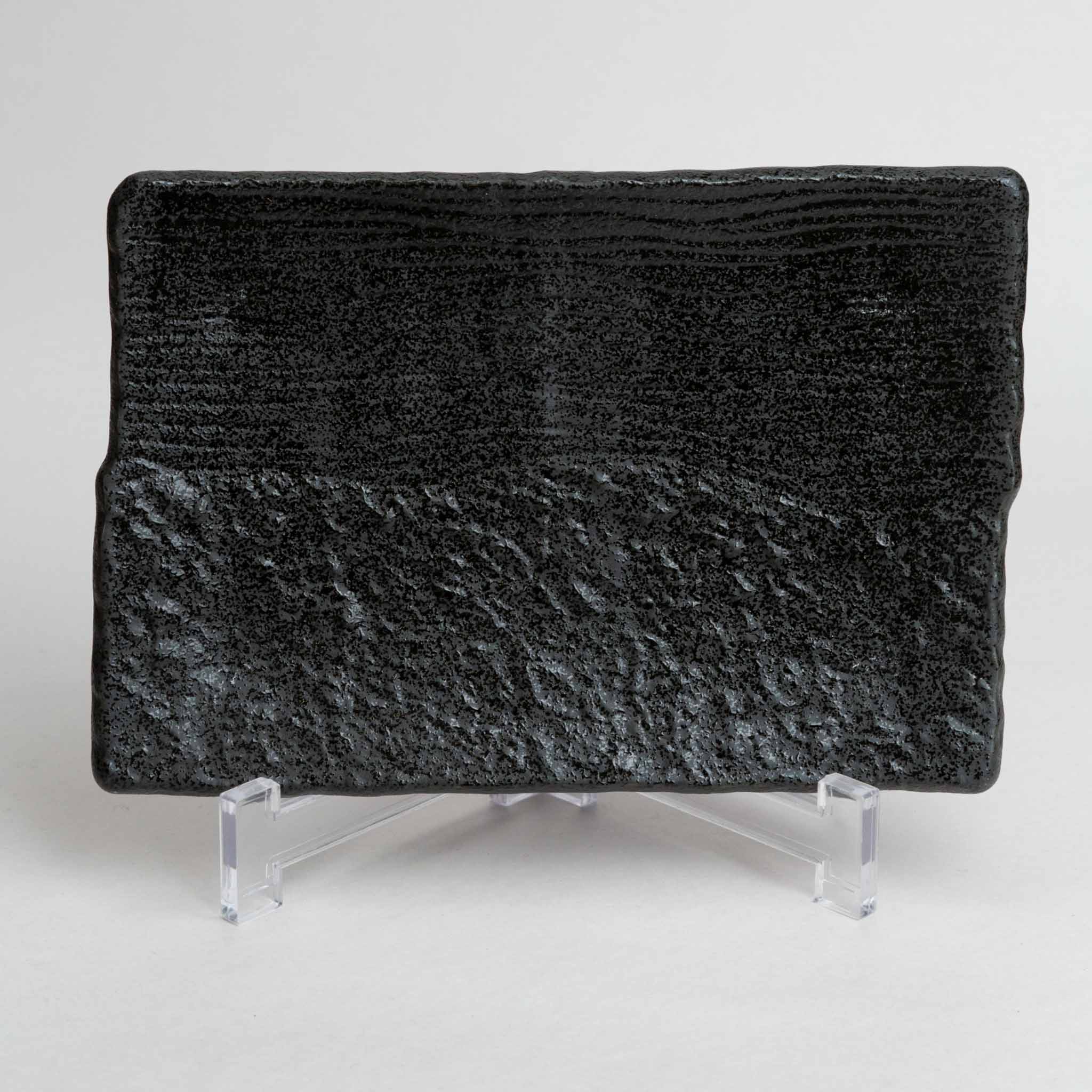 191-0916 Black yakimono plate