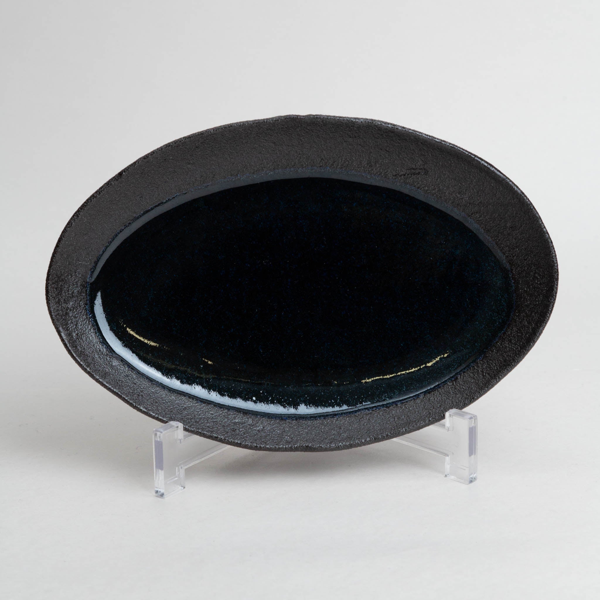 191-0988 Dark blue oval plate