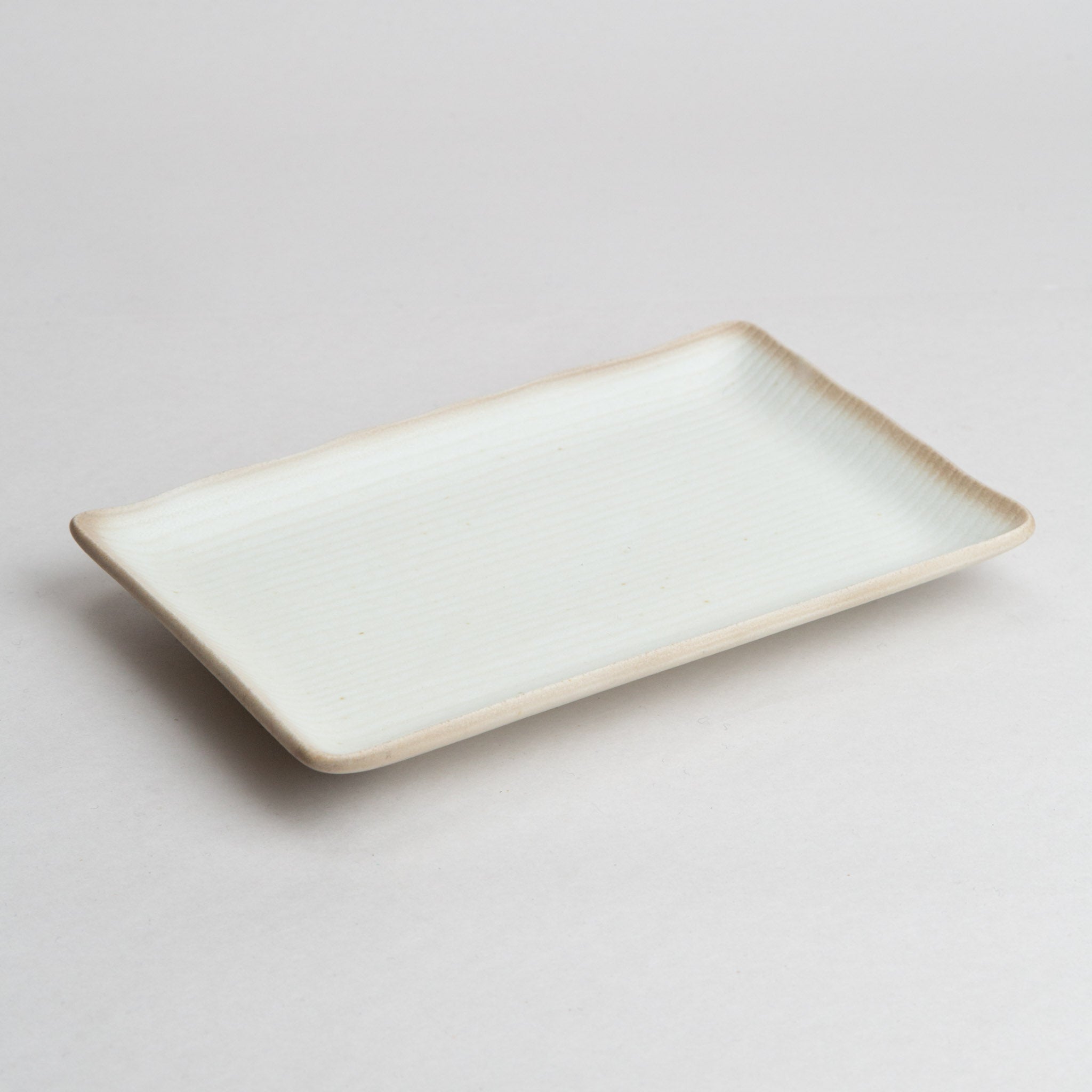 191-6027 Natural white yakimono plate