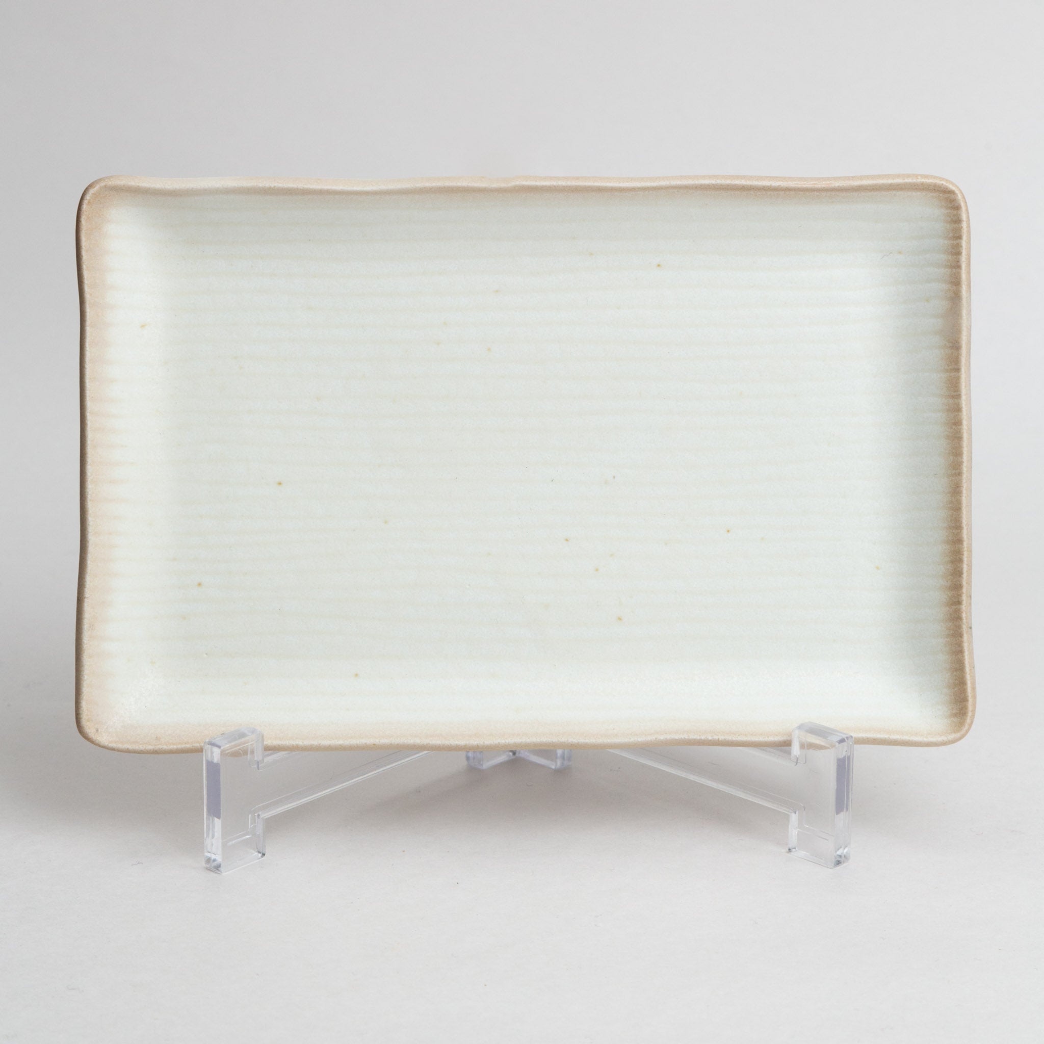 191-6027 Natural white yakimono plate