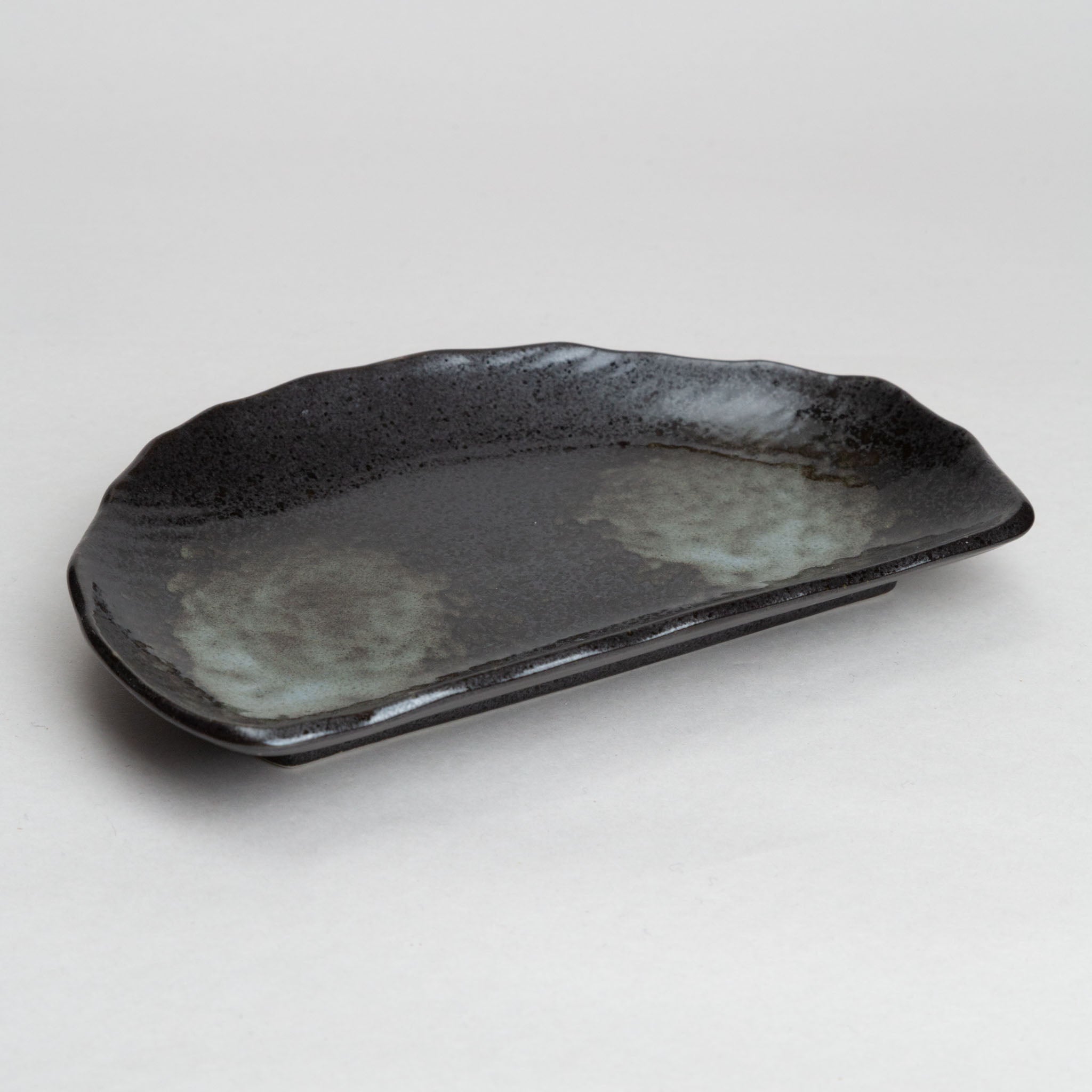 198-6242 Black semicircular plate