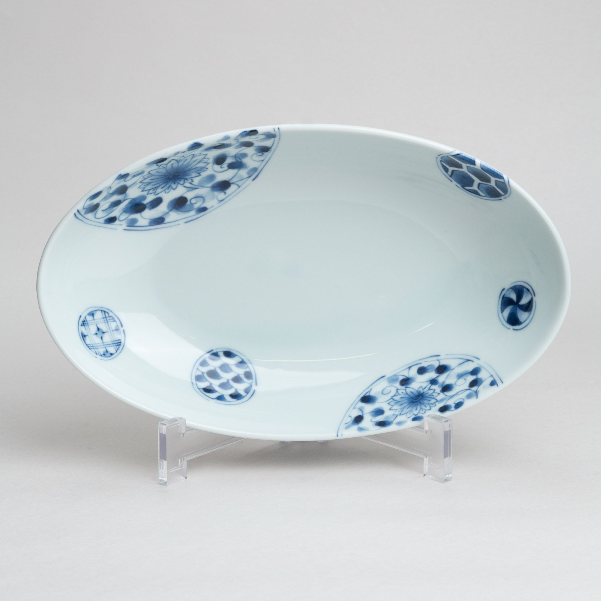 211-1037 Balls oval bowl