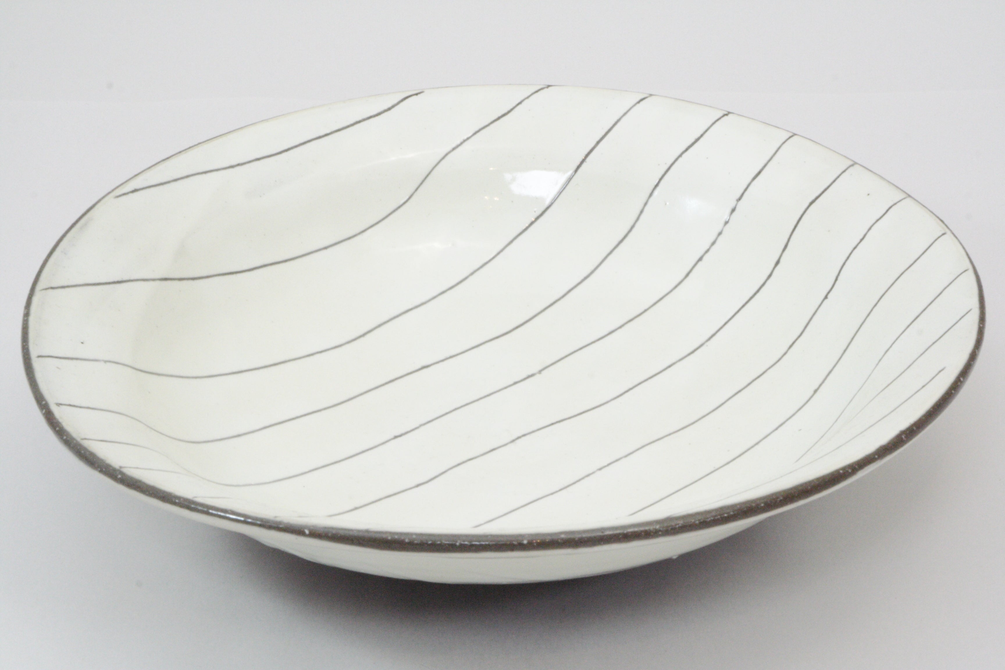 218-4517 Stripes on white shallow bowl