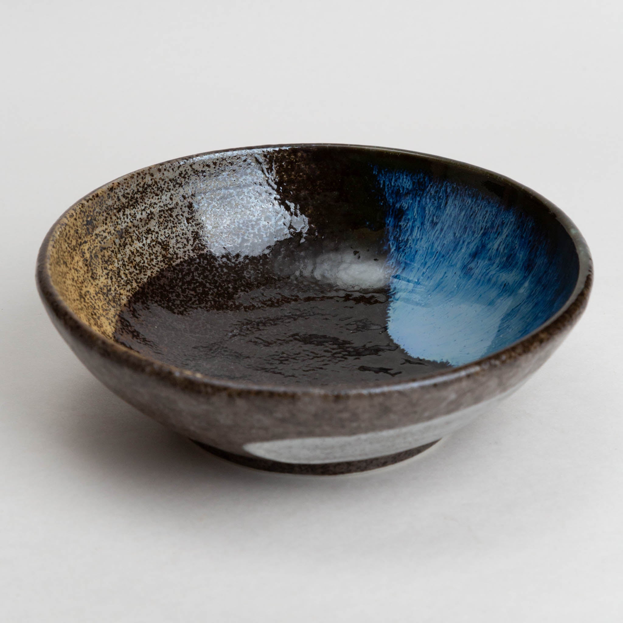 221-0152 Hagoromo bowl 17cm