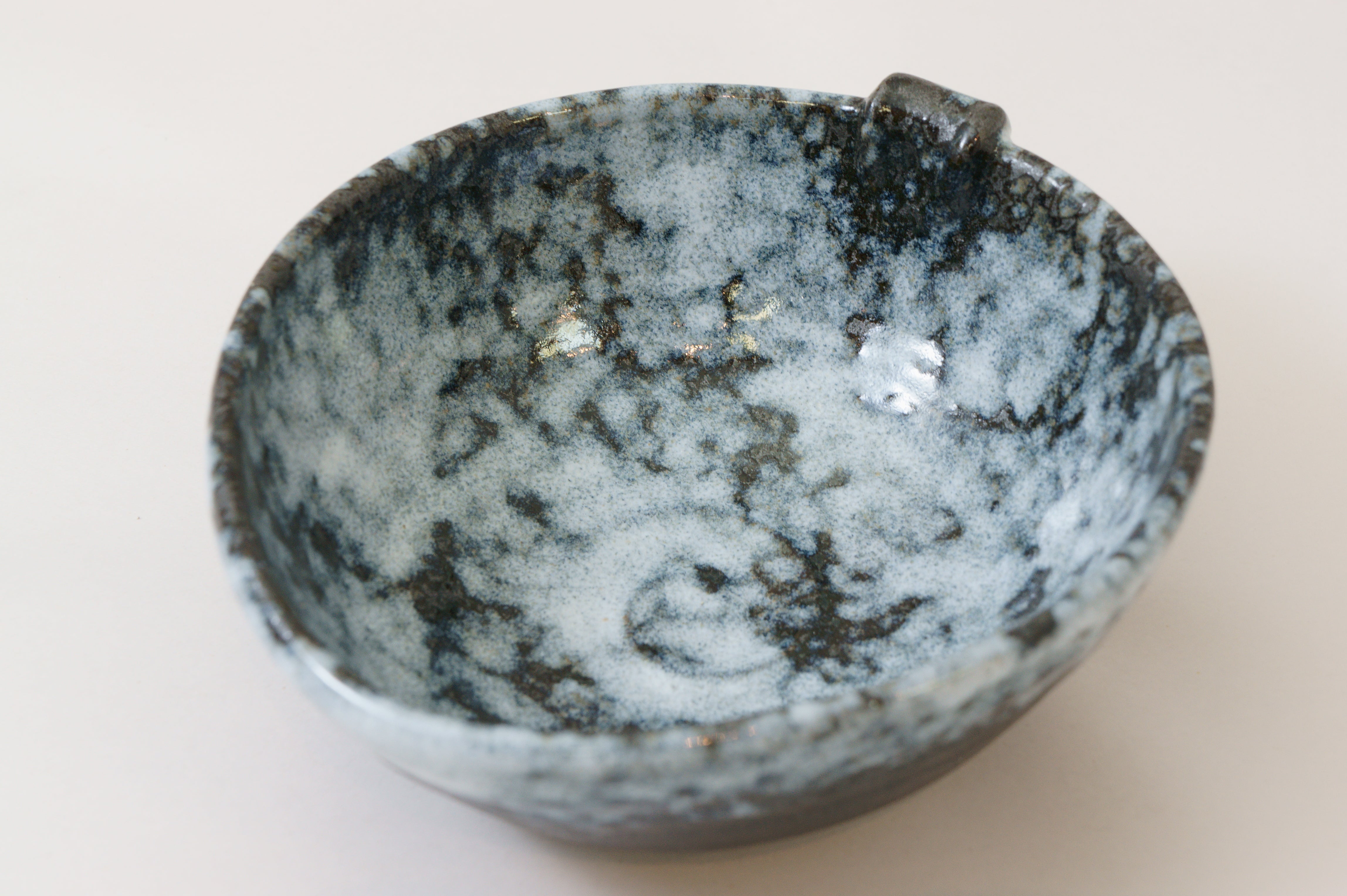 221-0424 Grey small bowl