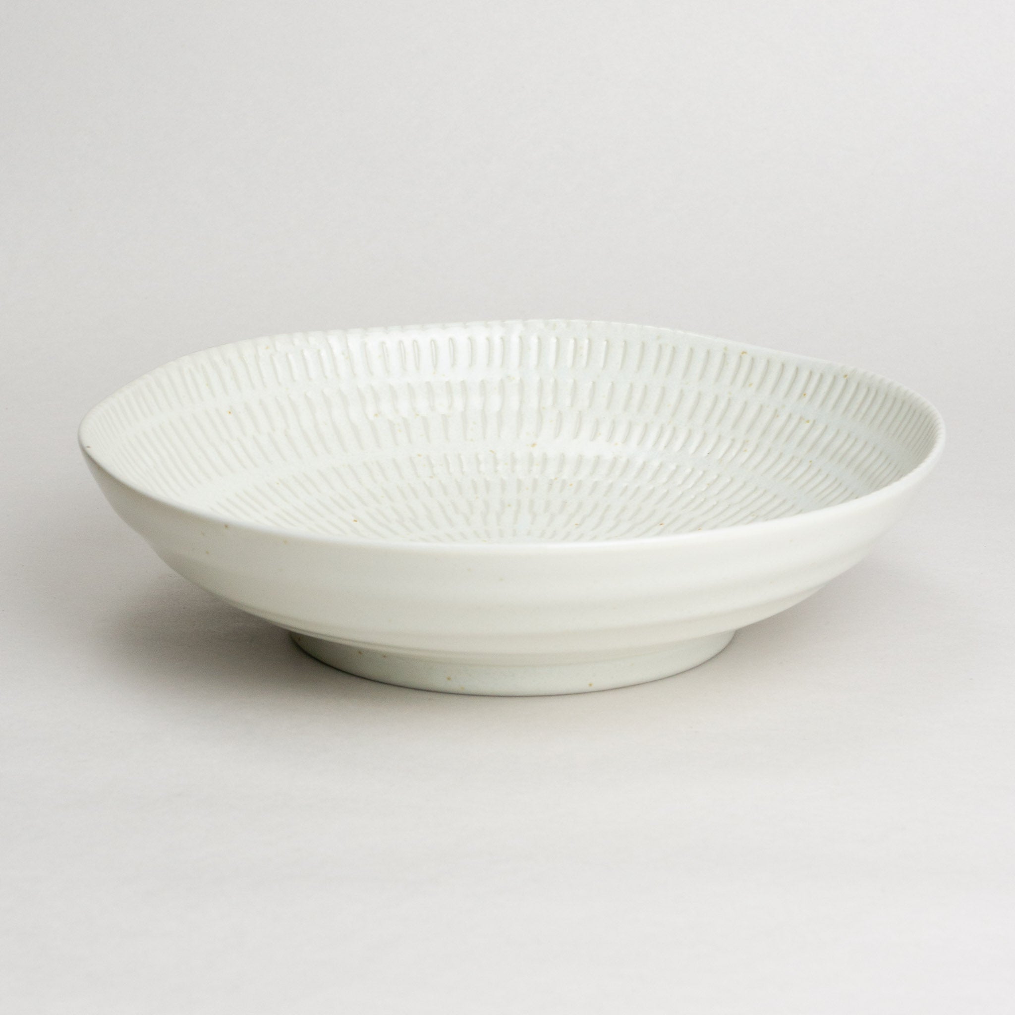 221-1287 Kanna white shallow bowl