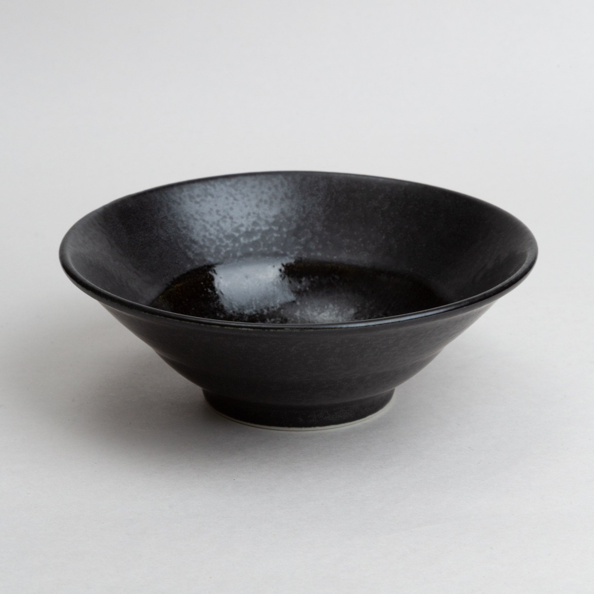 228-4526 Black medium bowl 16cm