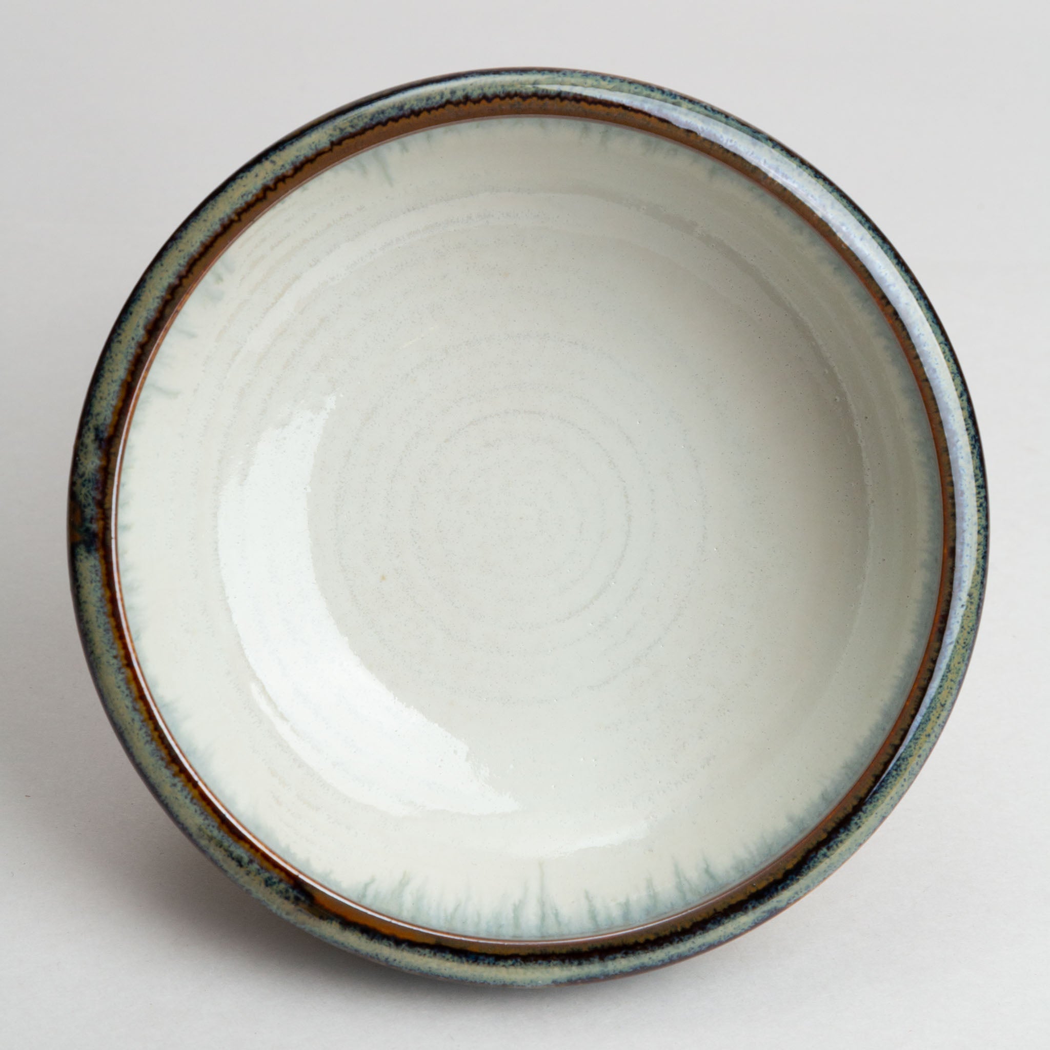 228-4946 White thick medium bowl with blue edge 17cm
