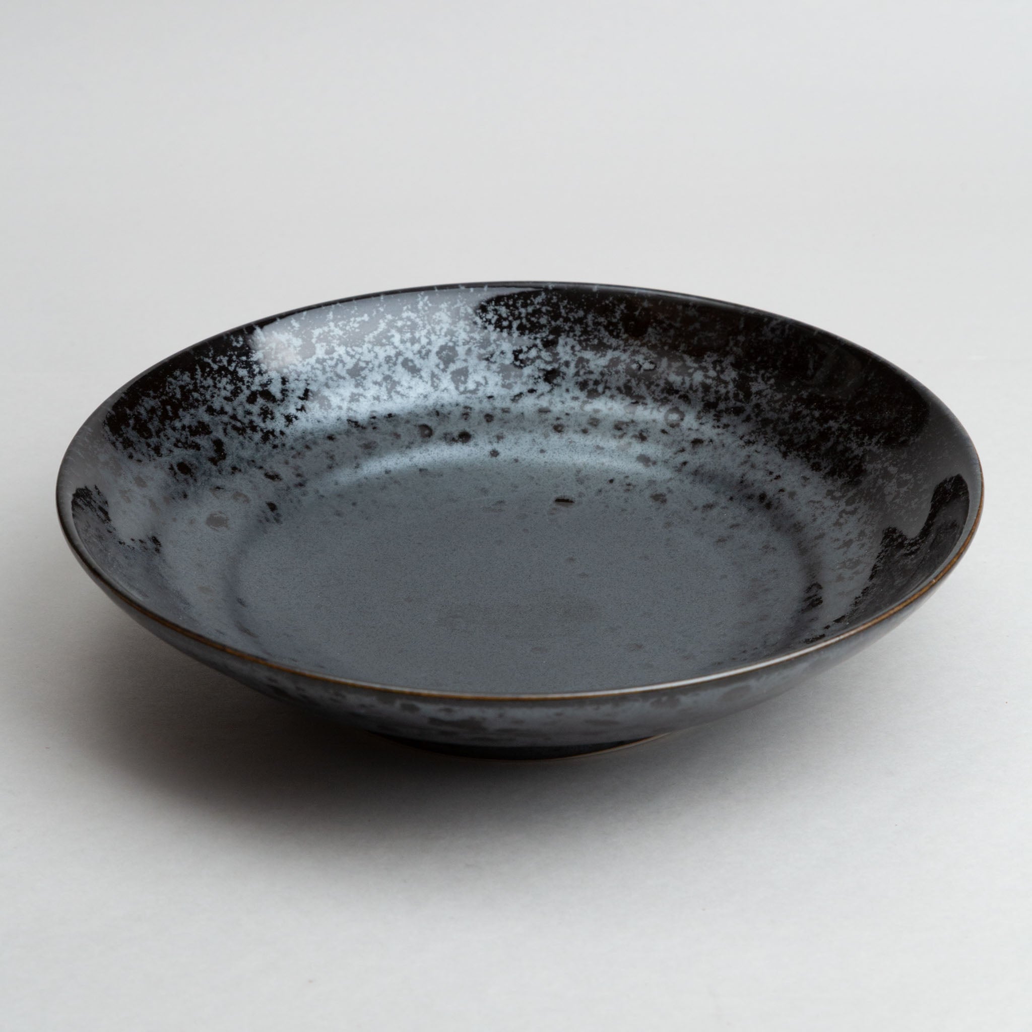 238-5237 Black shallow bowl