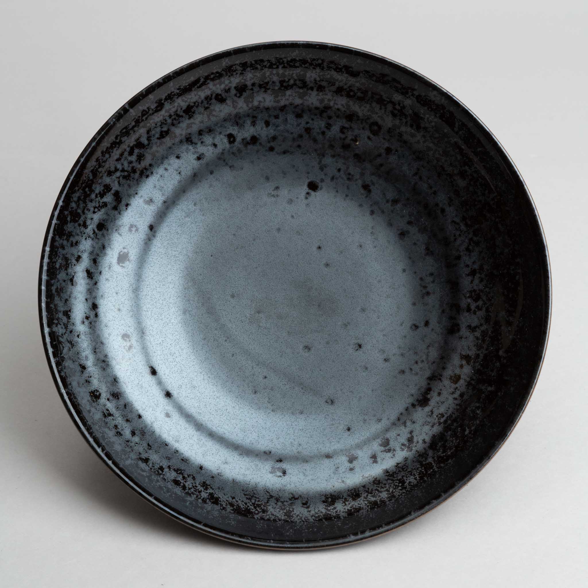 238-5237 Black shallow bowl