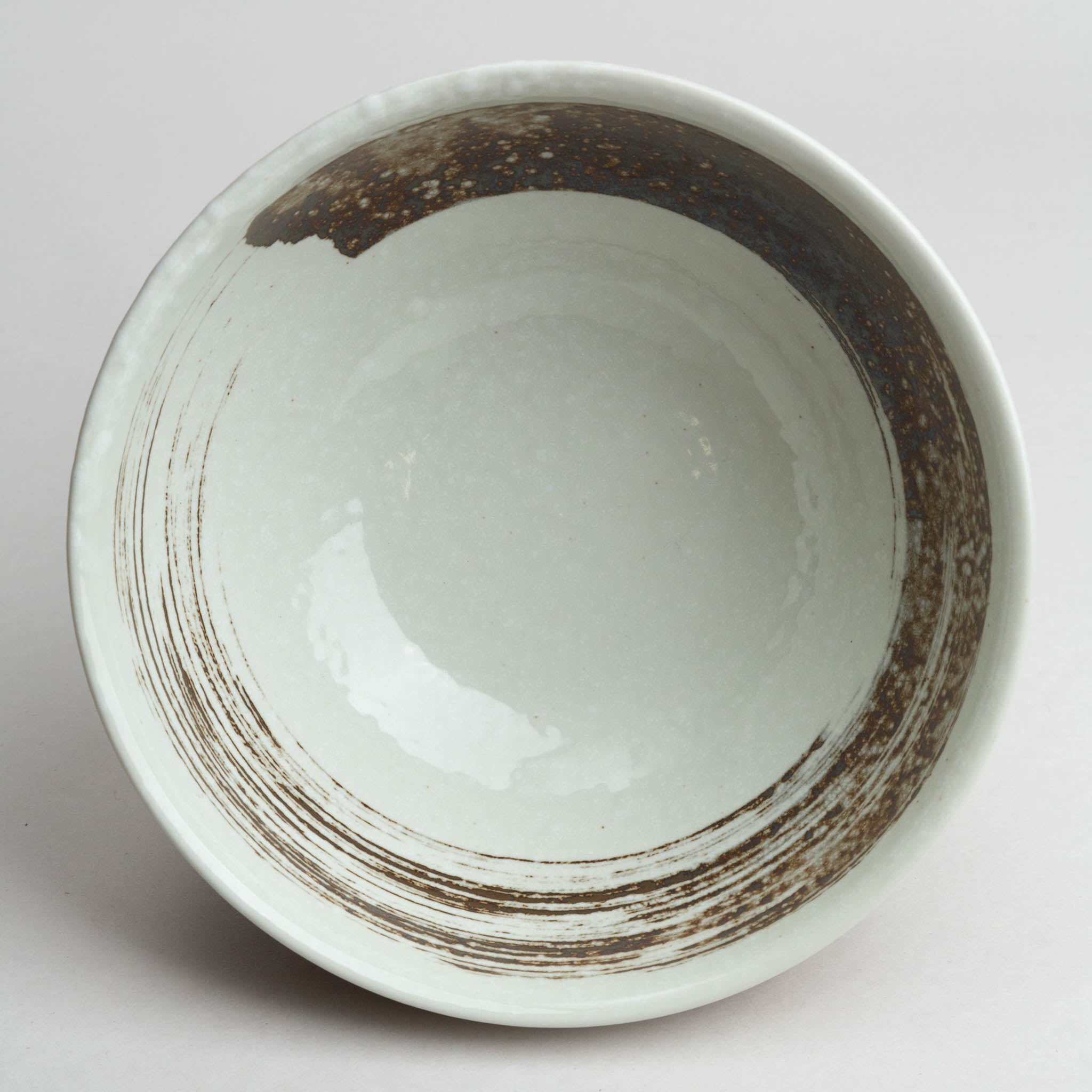 241-0632 Brush on white large bowl
