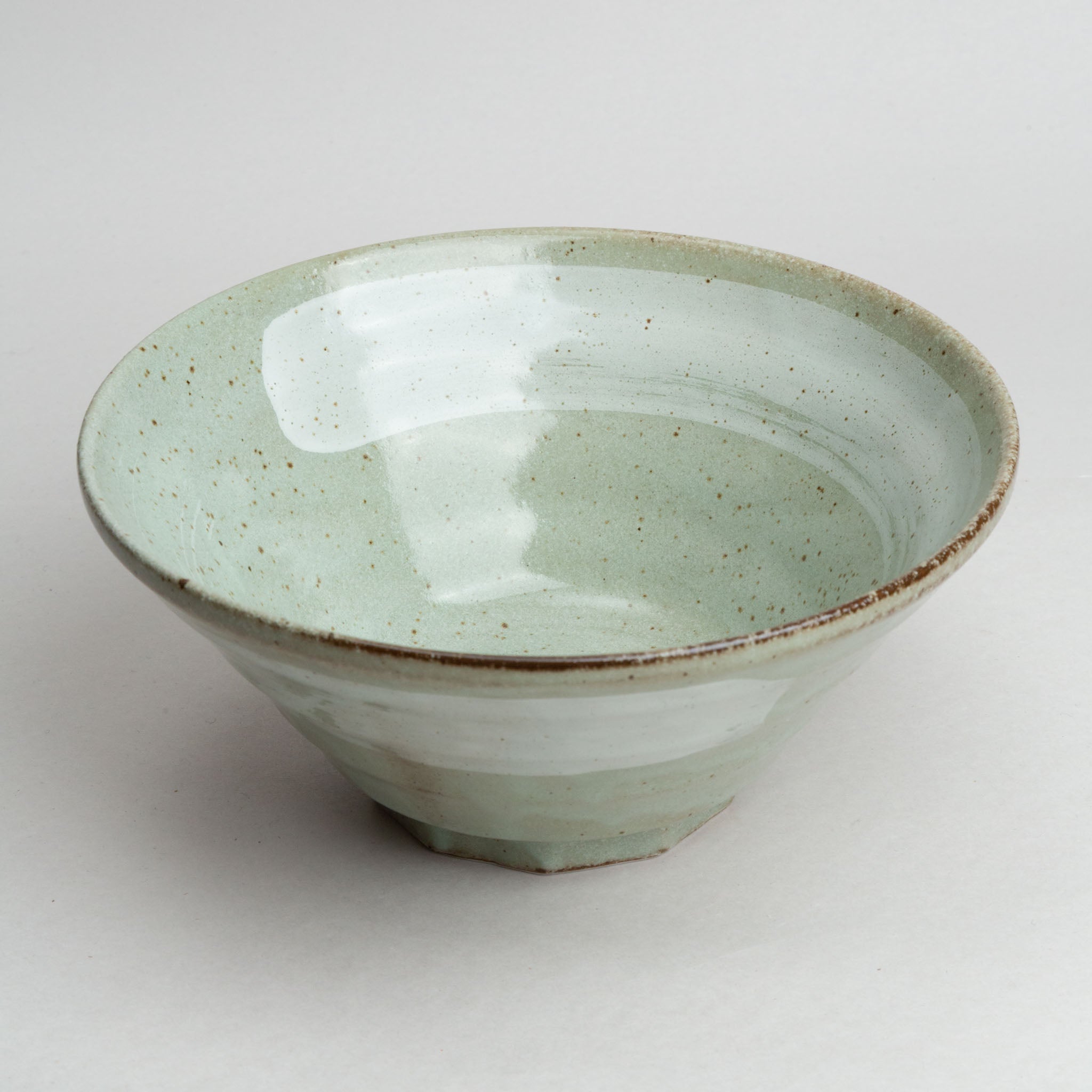 241-1539 White brush on pale green ramen bowl