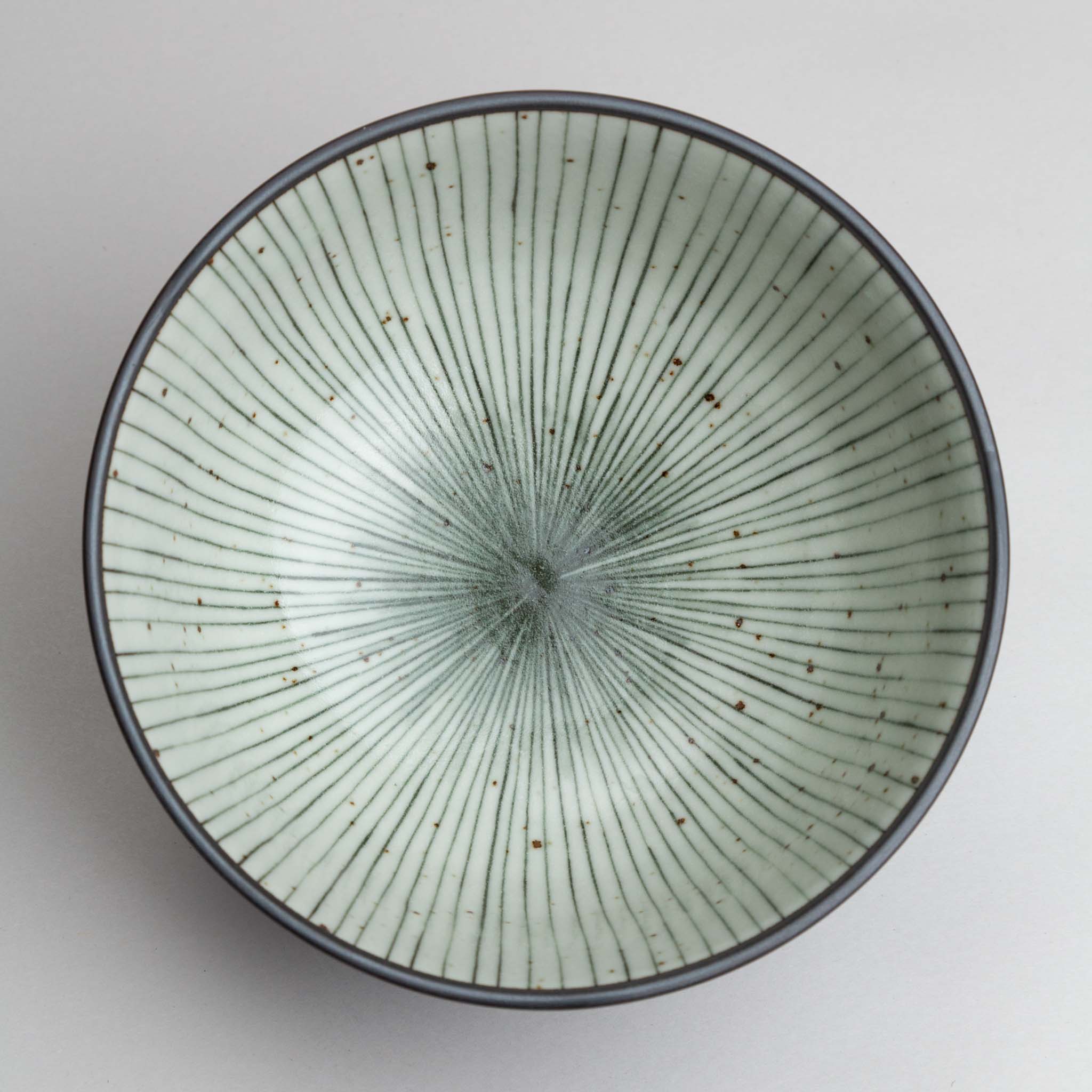 258-1863 Green stripes donburi bowl