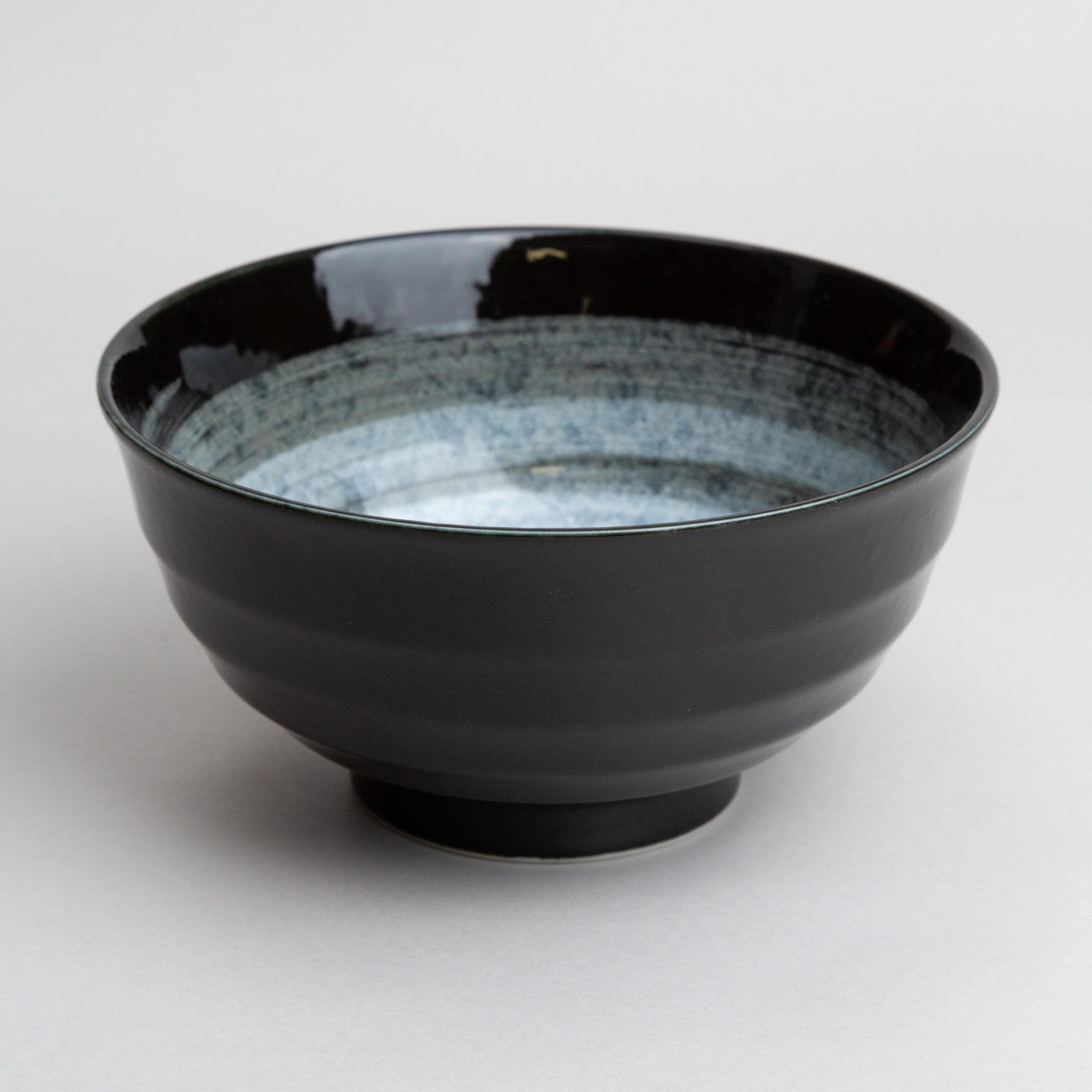 258-3536 Grey on black bowl