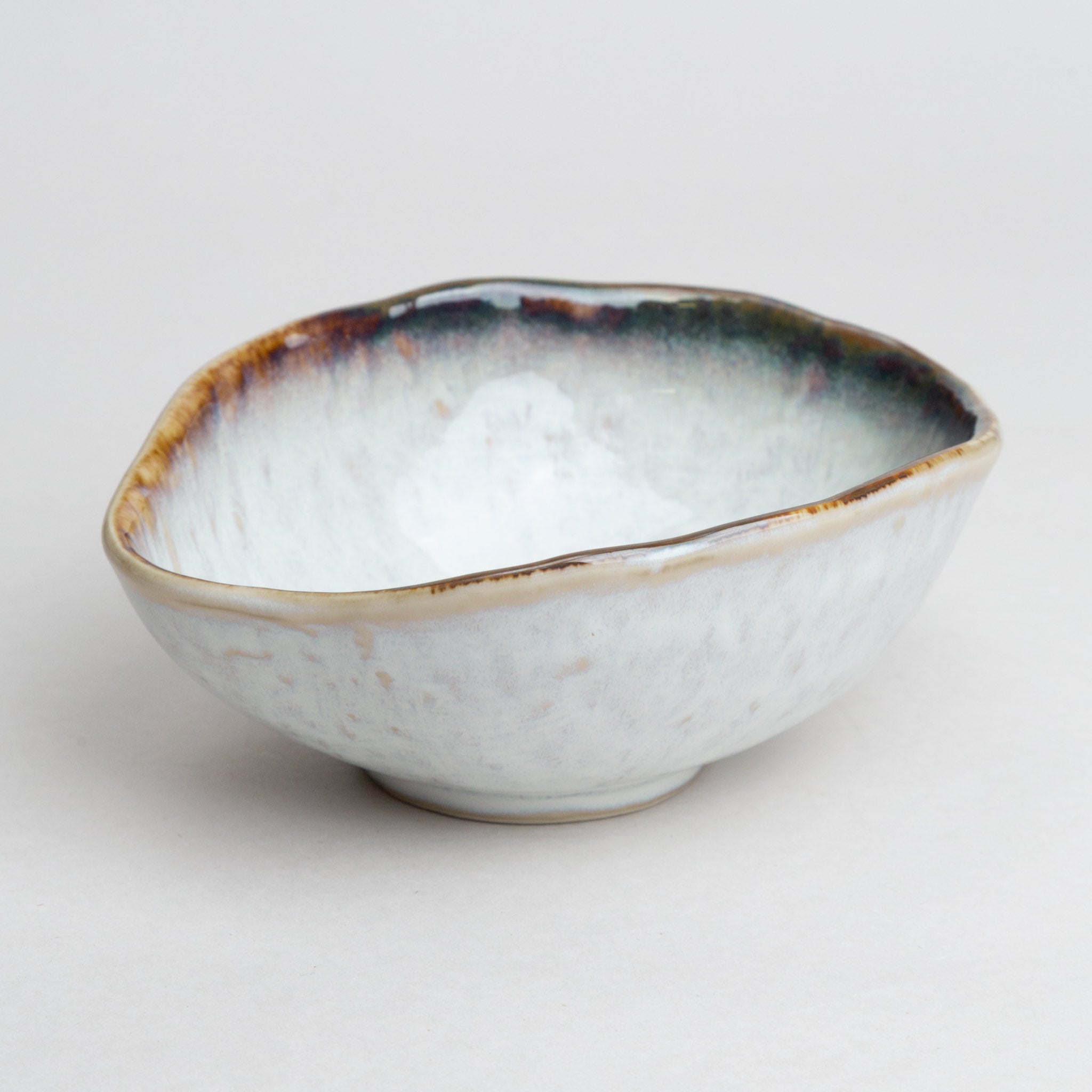 261-0148 White oval bowl