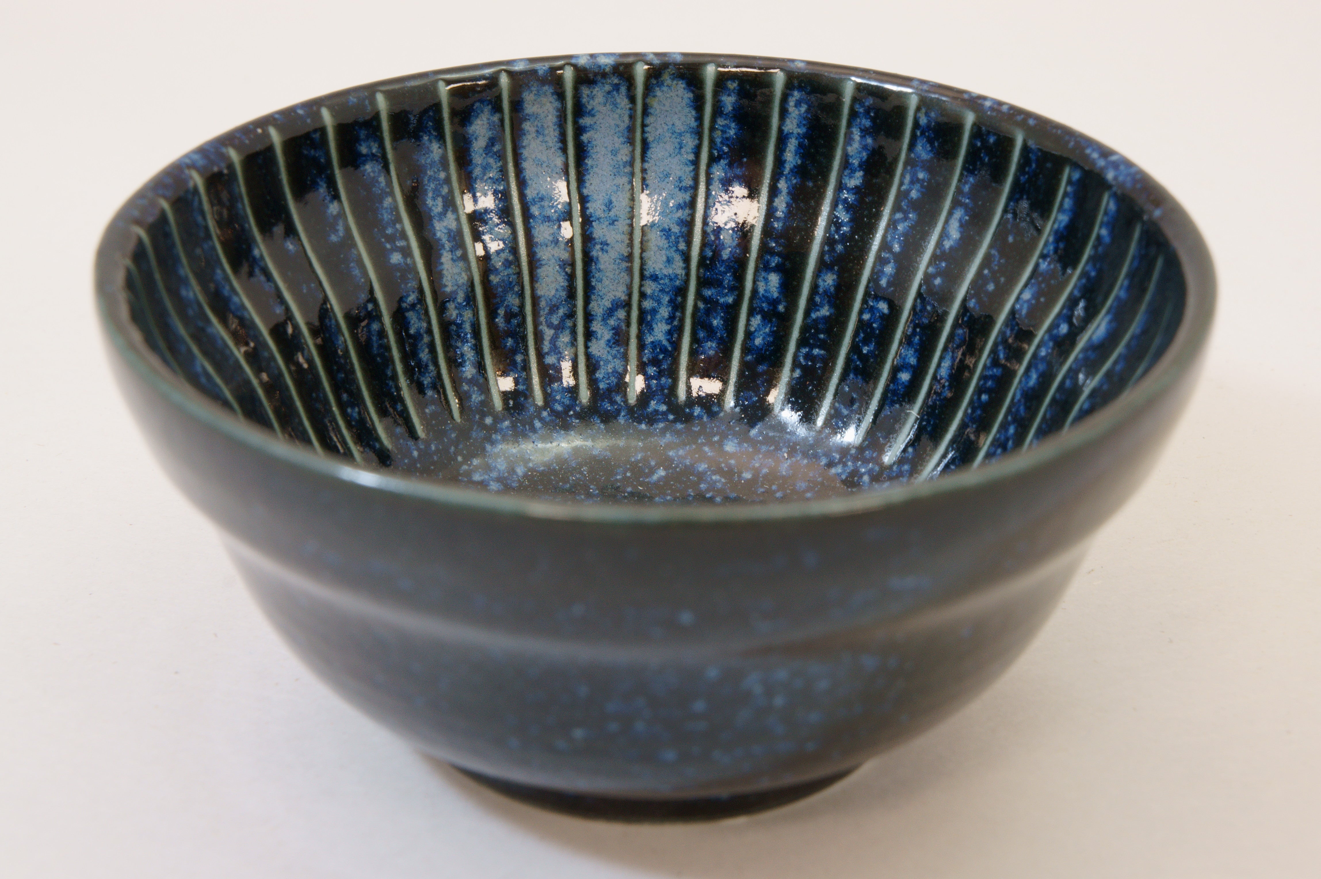 261-0706 Navy blue bowl 9cm