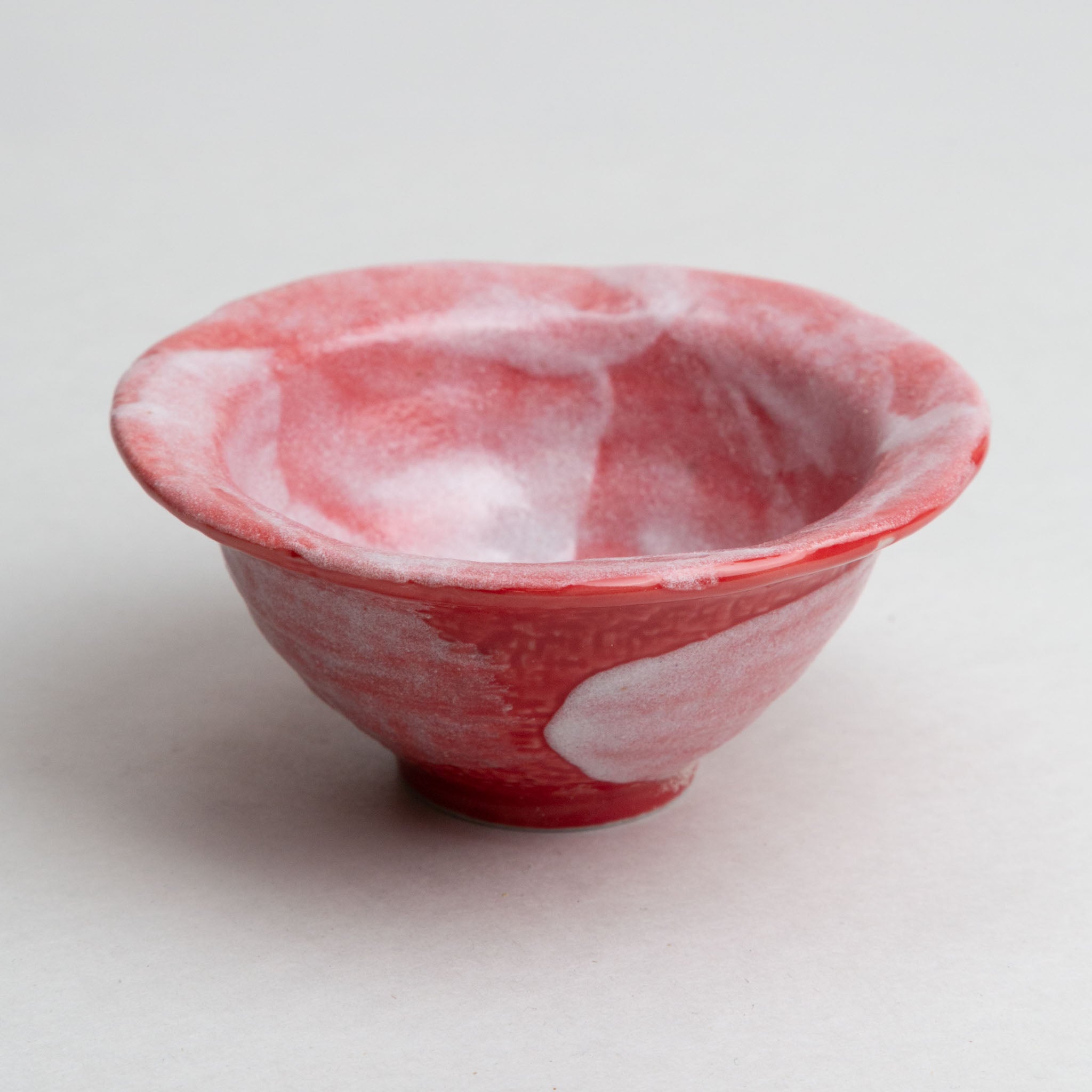 261-0798 Milky red dish 11.3cm