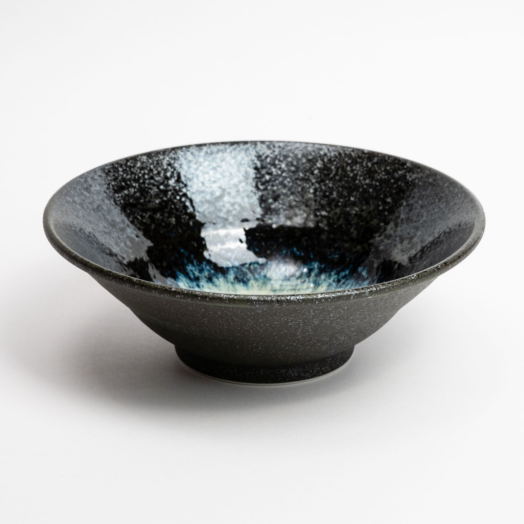 261-1865 Grey on black mid bowl