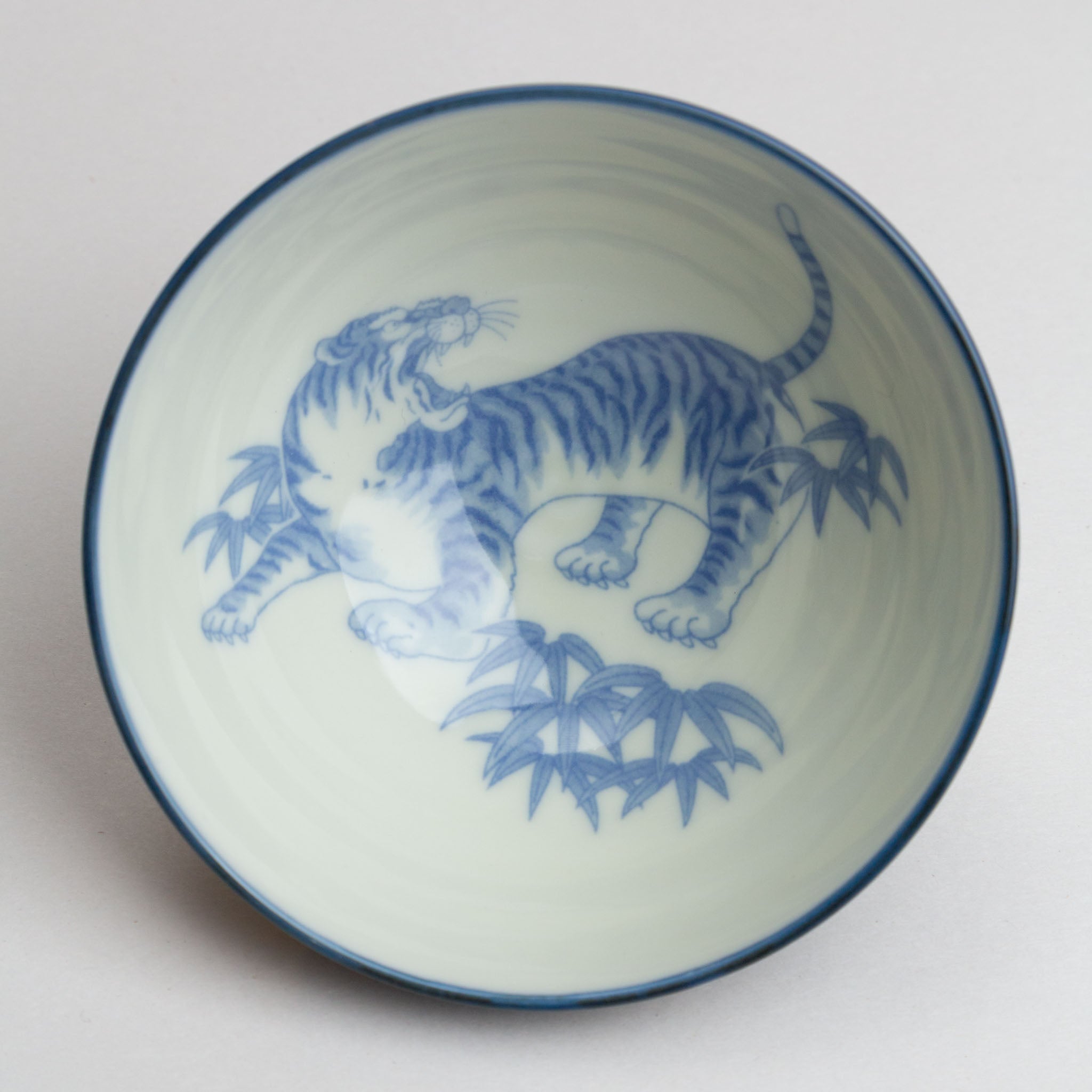 331-0228 Tiger blue rice bowl L