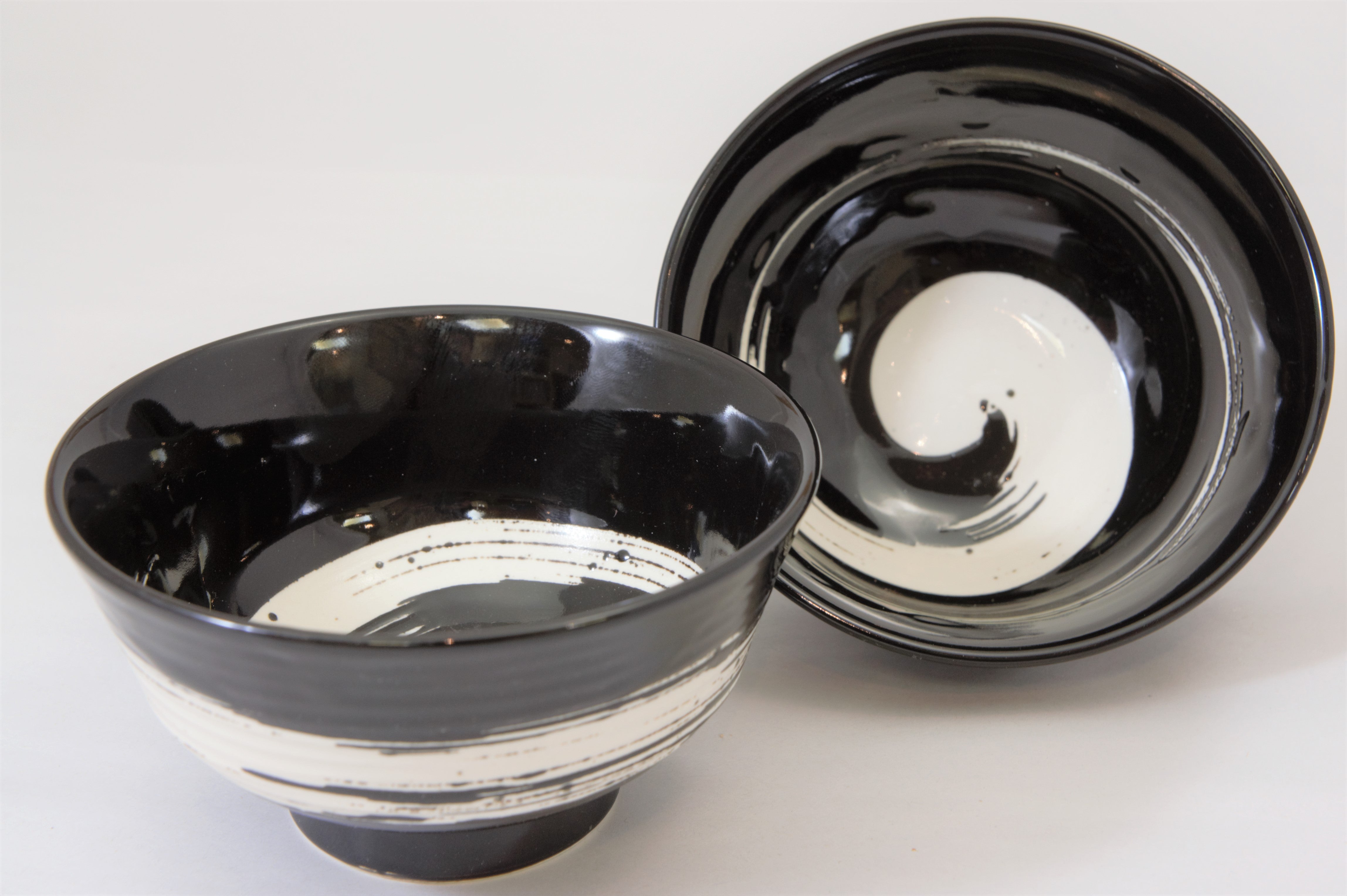 331-0465 Black rice bowl