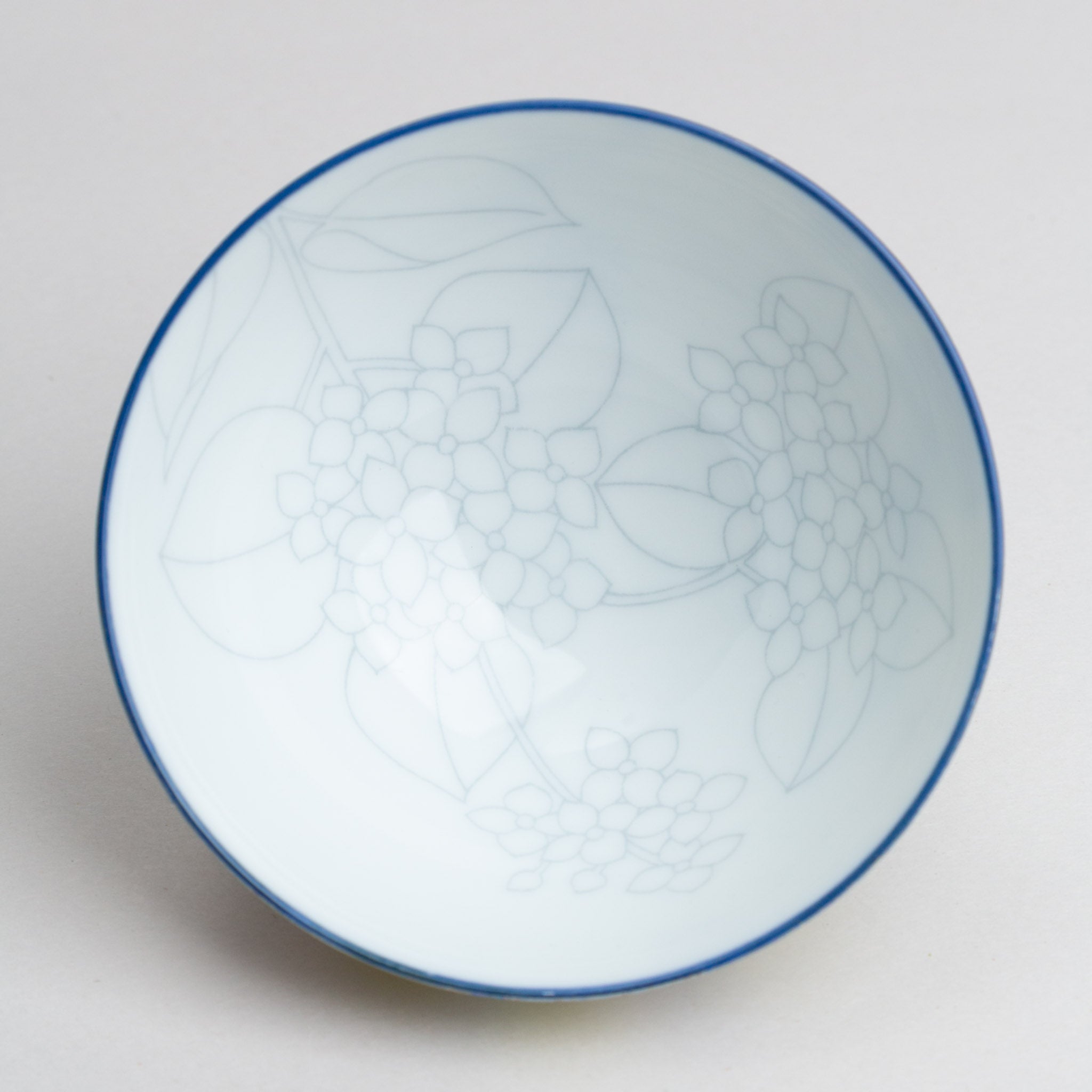 341-0581 Luster blue hydrangea rice bowl M