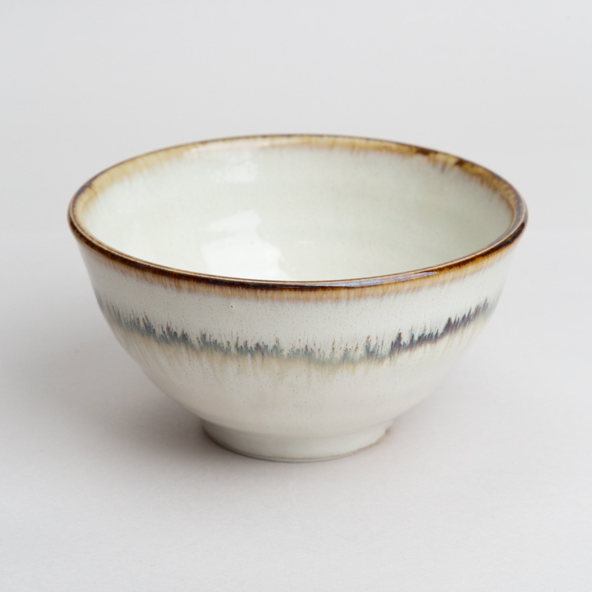 348-6101 White rice bowl with brown edge