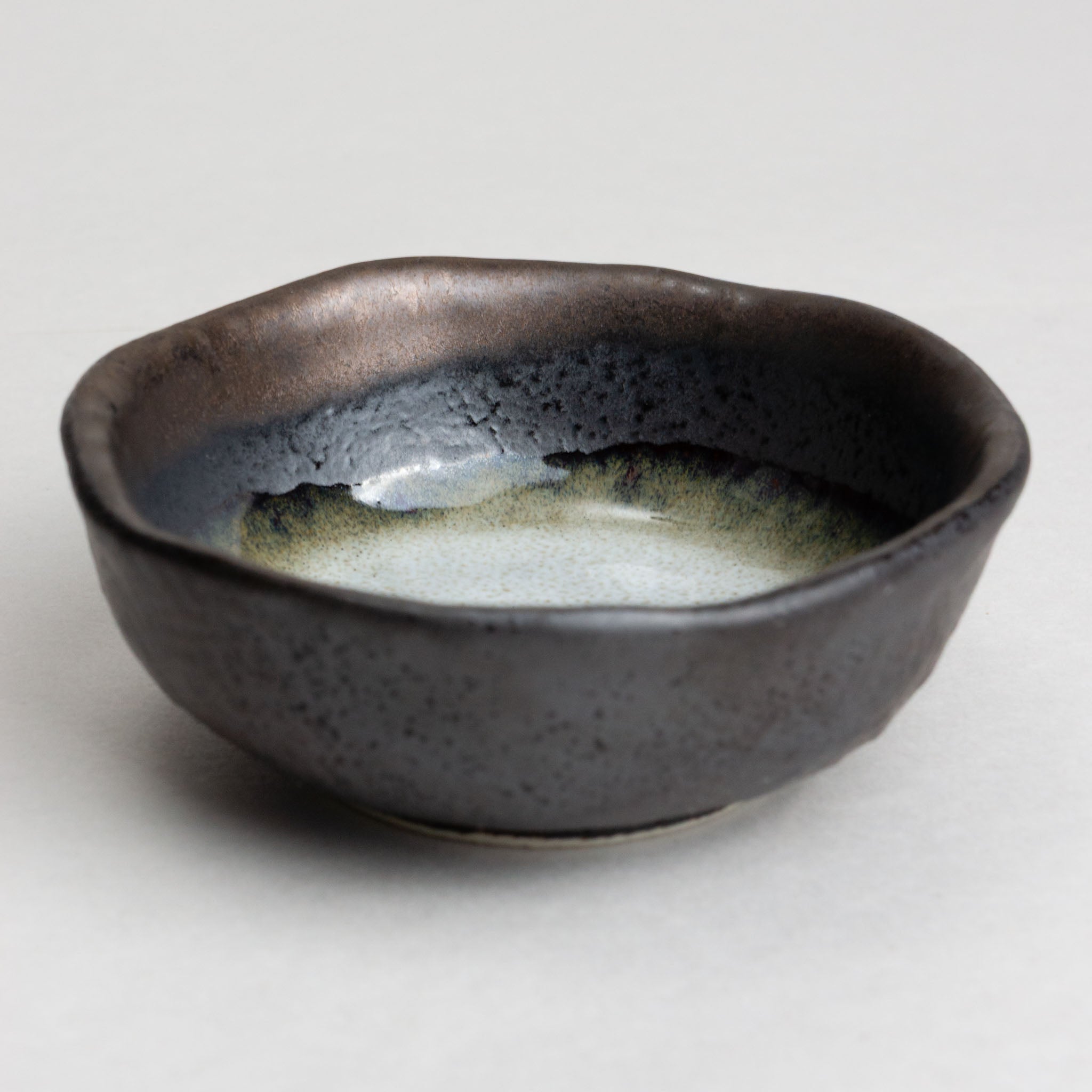 411-0136 Akane round ramekin