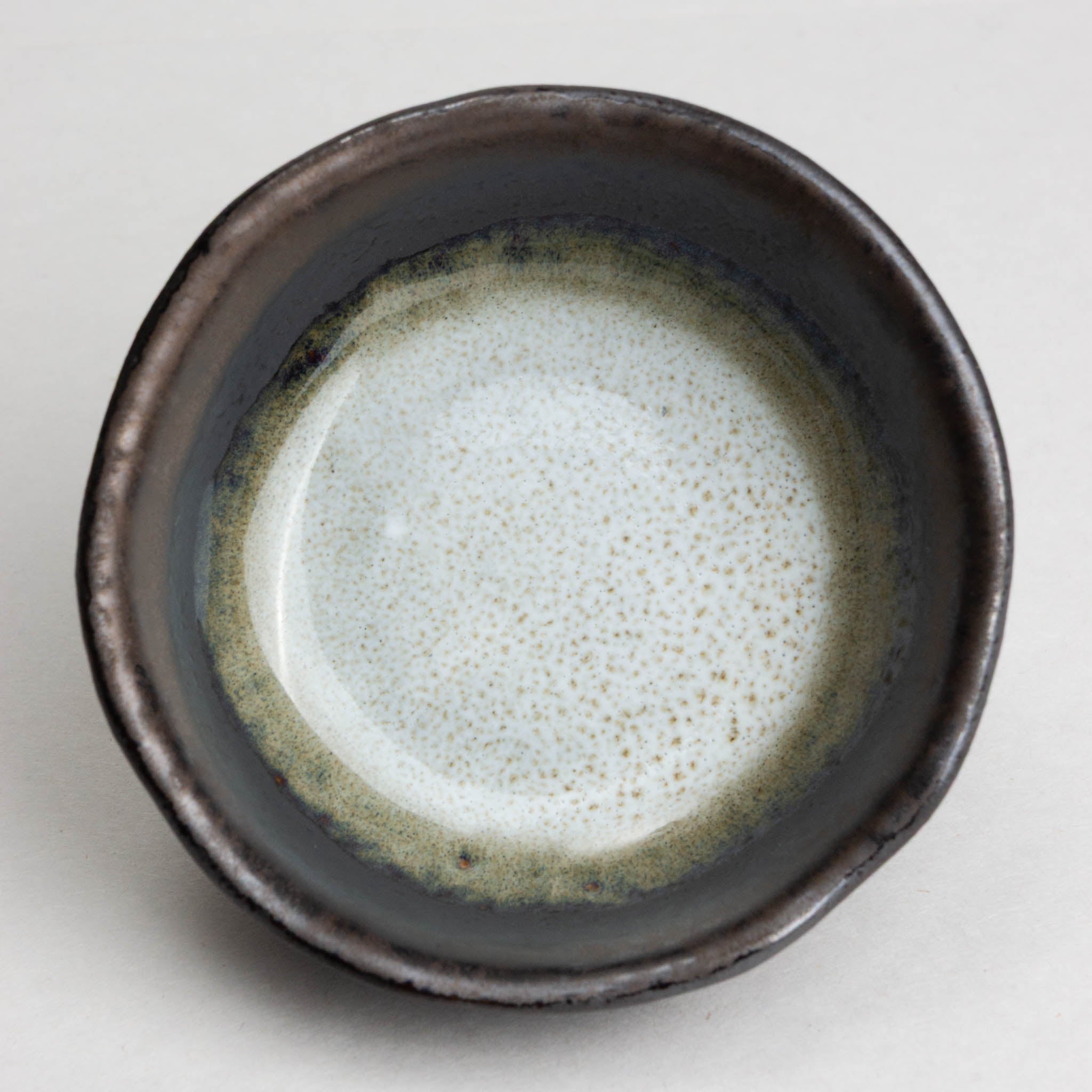 411-0136 Akane round ramekin