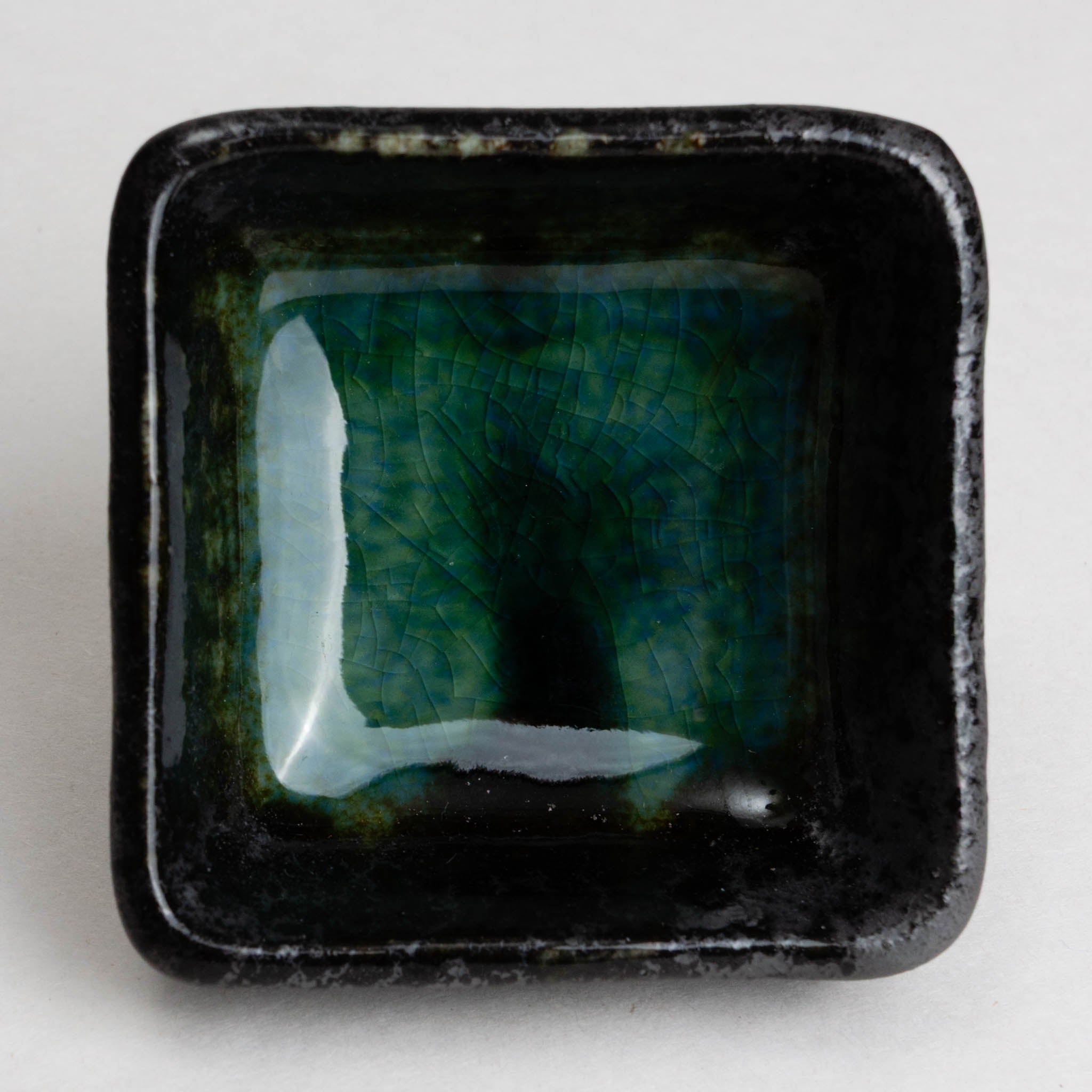411-0668 sq. sauce dish