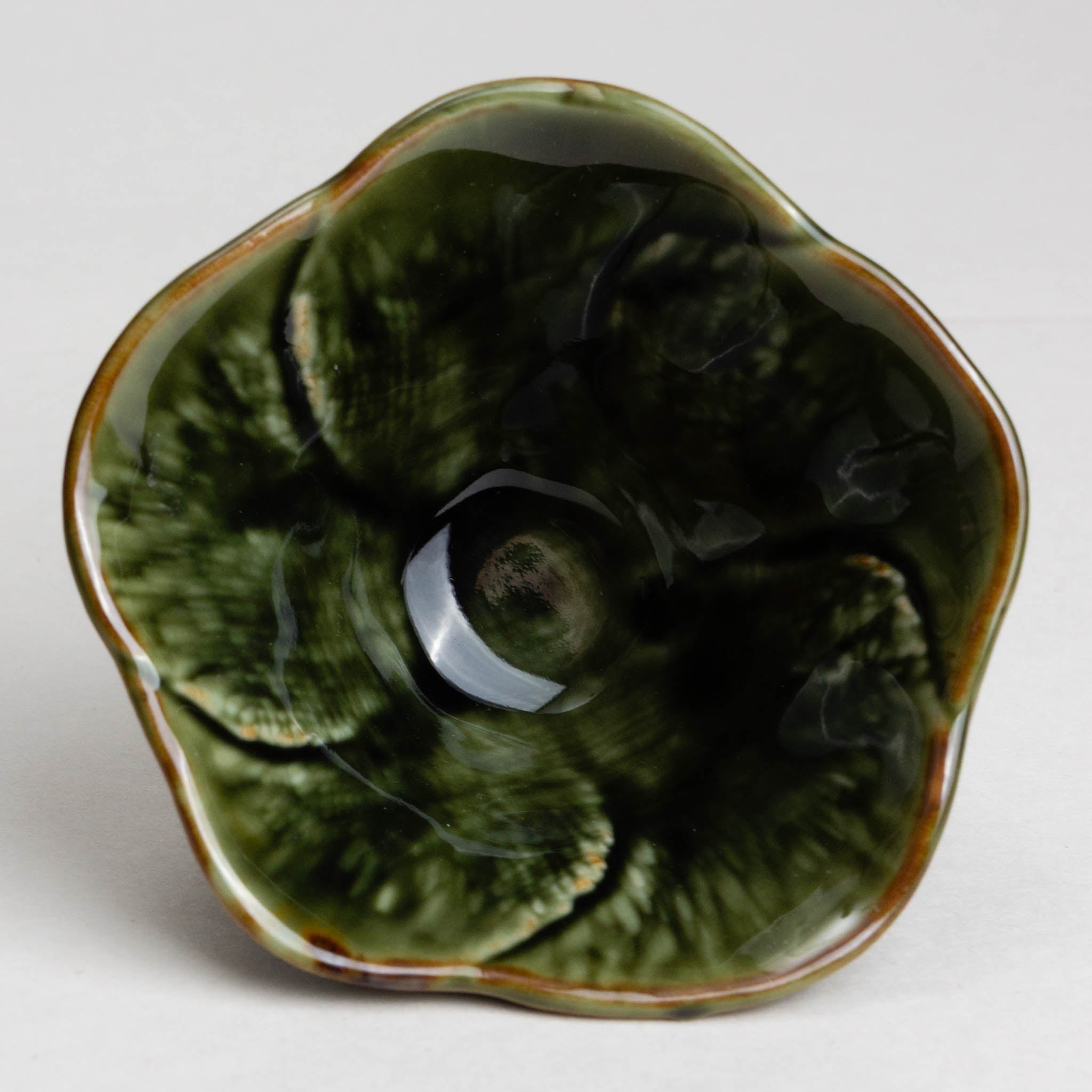 411-1126 Green flower ramekin