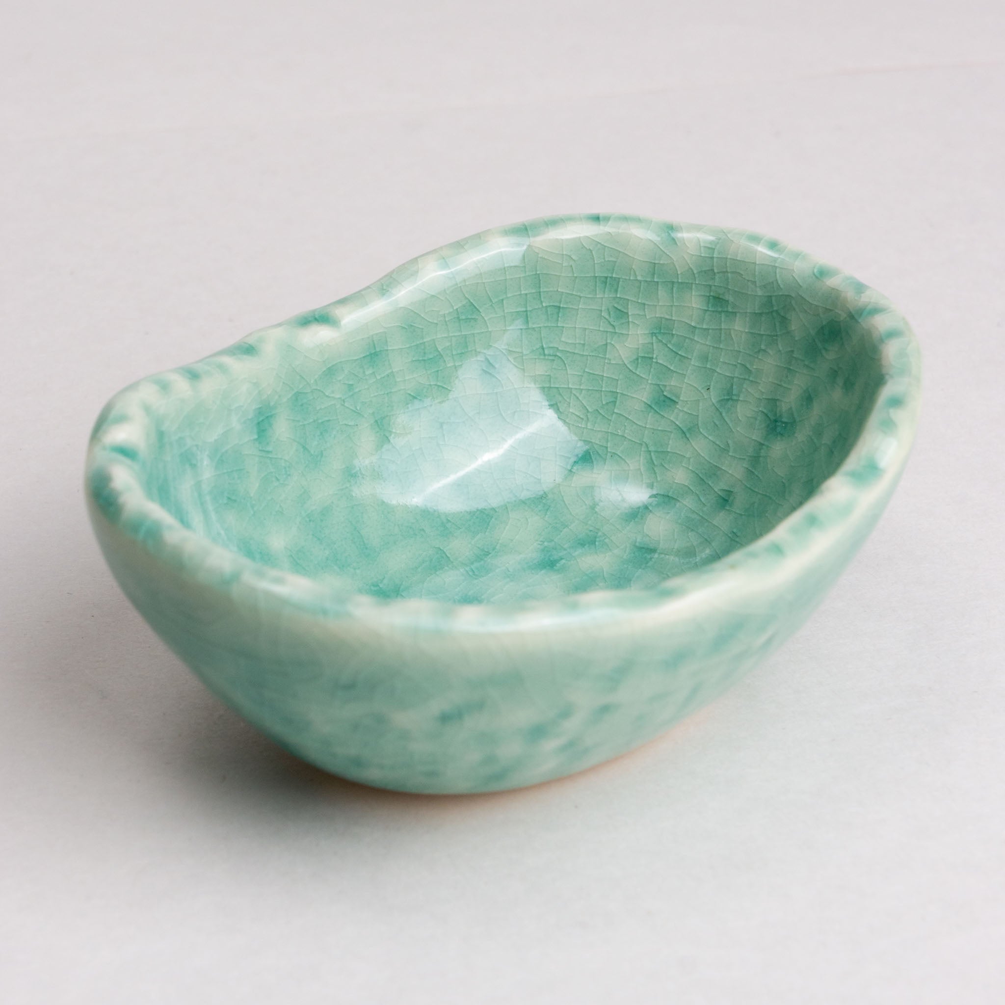 418-6137 Green oval ramekin
